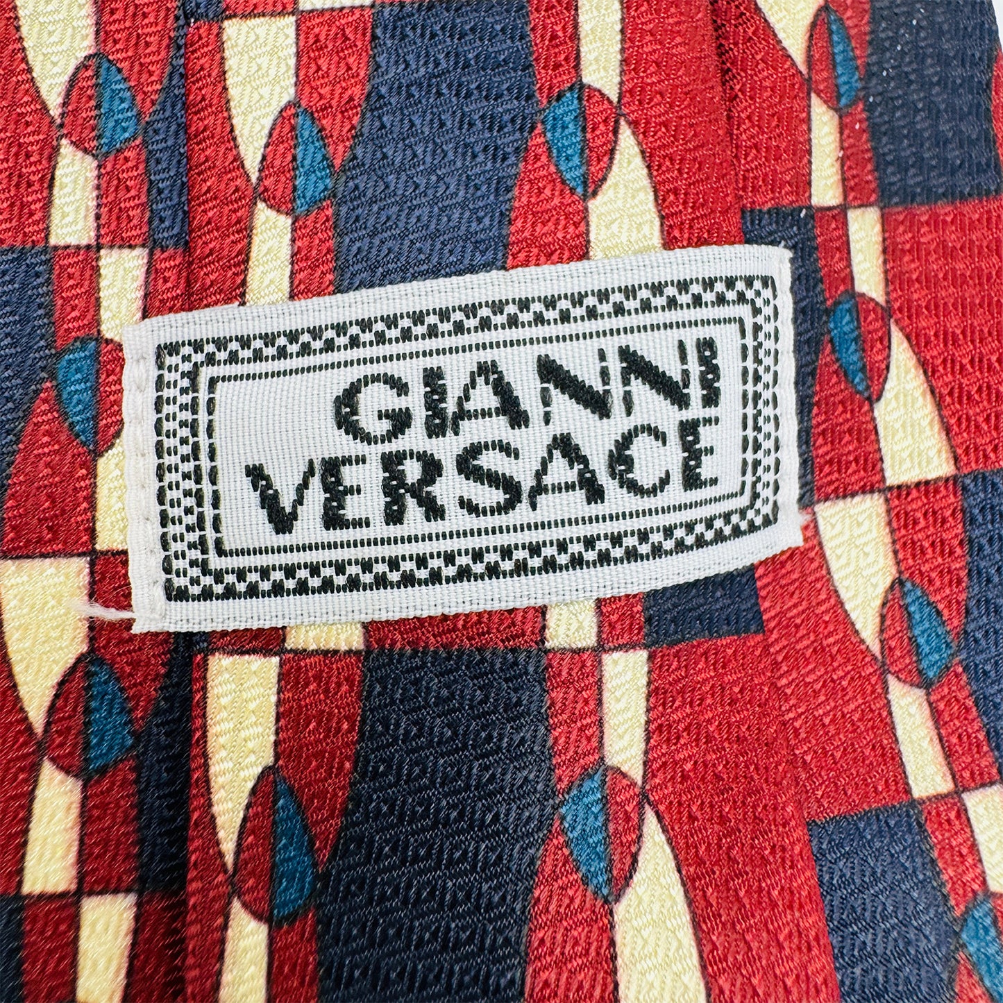 Versace Red Navy 'Geometric Abstract Pattern' Tie (Size Regular)