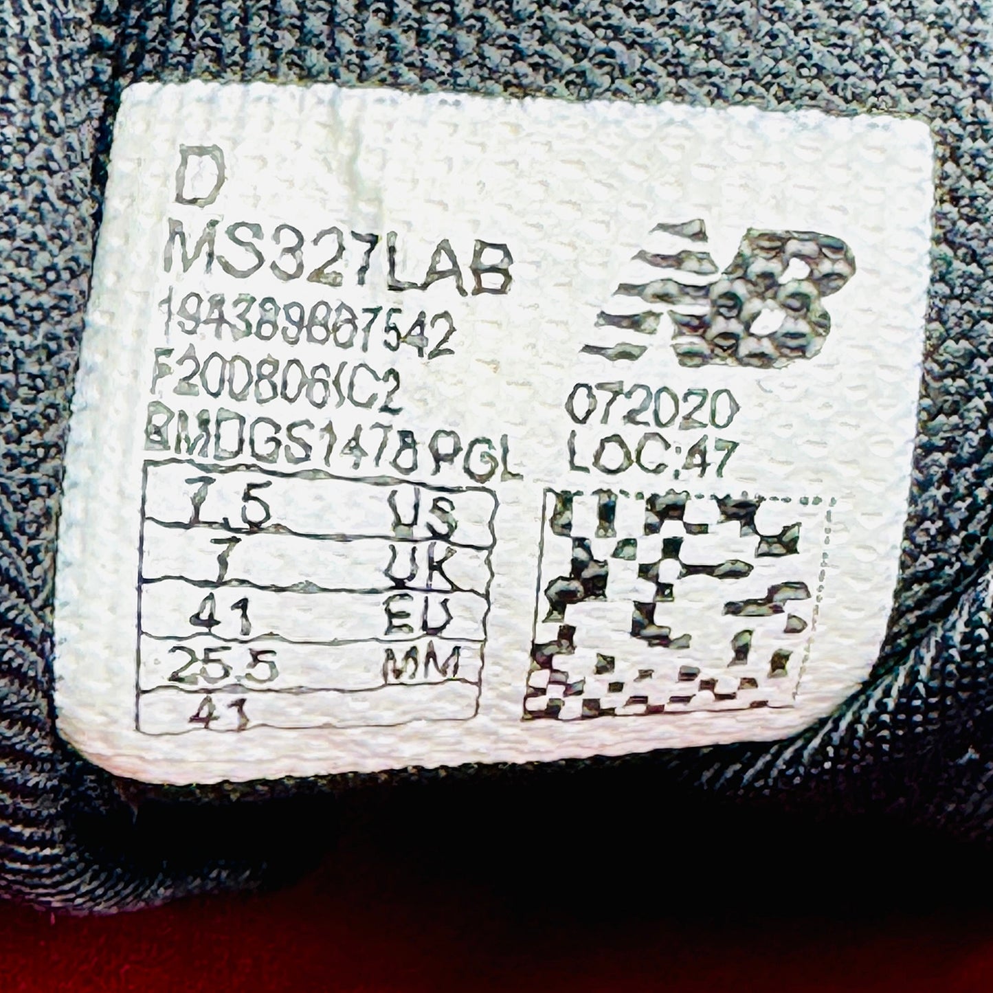 New Balance 327 'Black White' Sneakers (Size 41) - MS327LAB