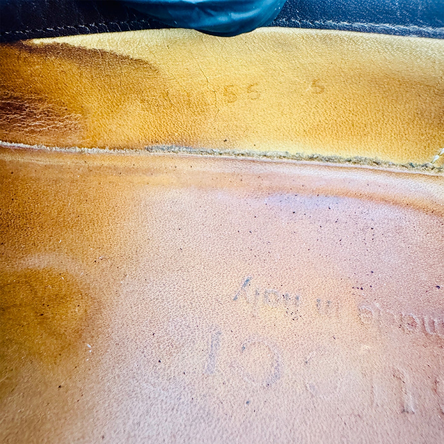 Gucci Men's Brown Leather Loafers (Size 39)