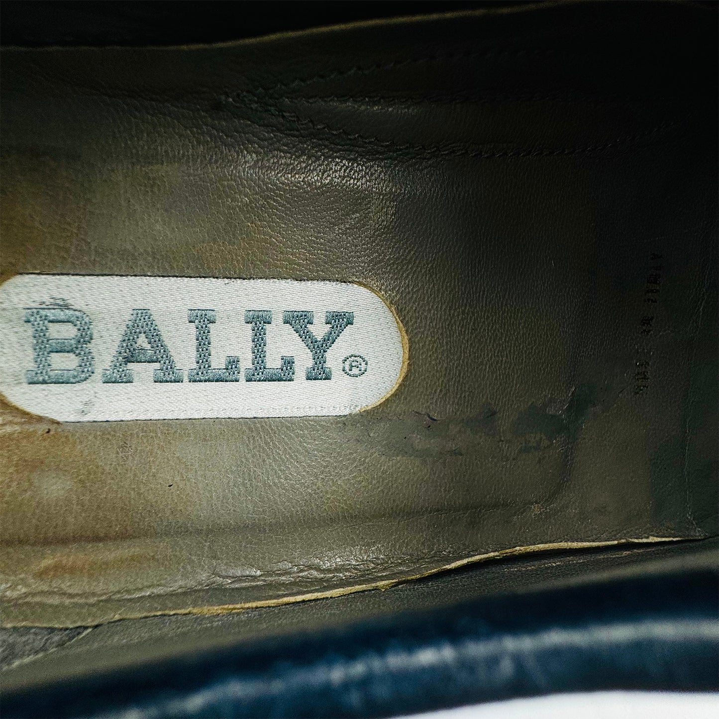 Bally Men's Navy Calf Leather Boat Shoes (Size 42.5)