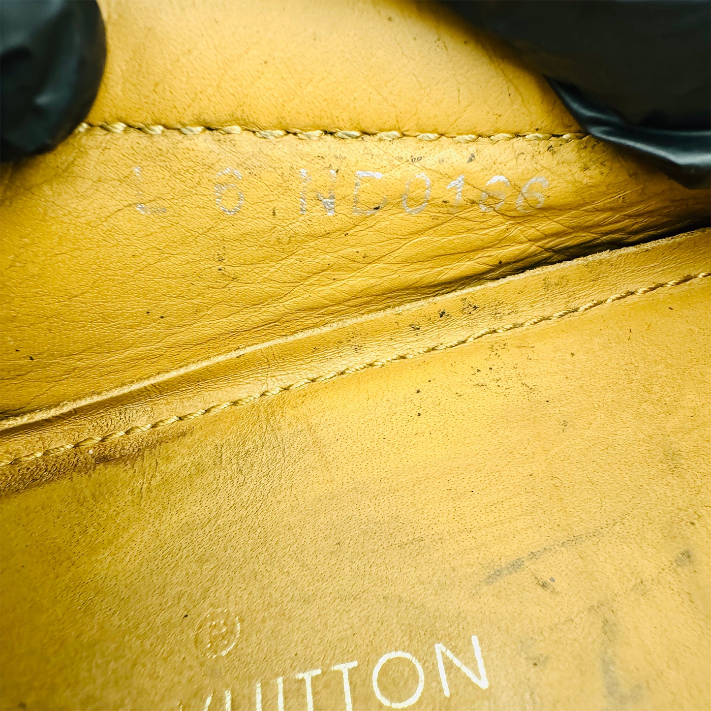 Louis Vuitton S Lock LV Monogram Driving Loafers (Size 40/40.5)