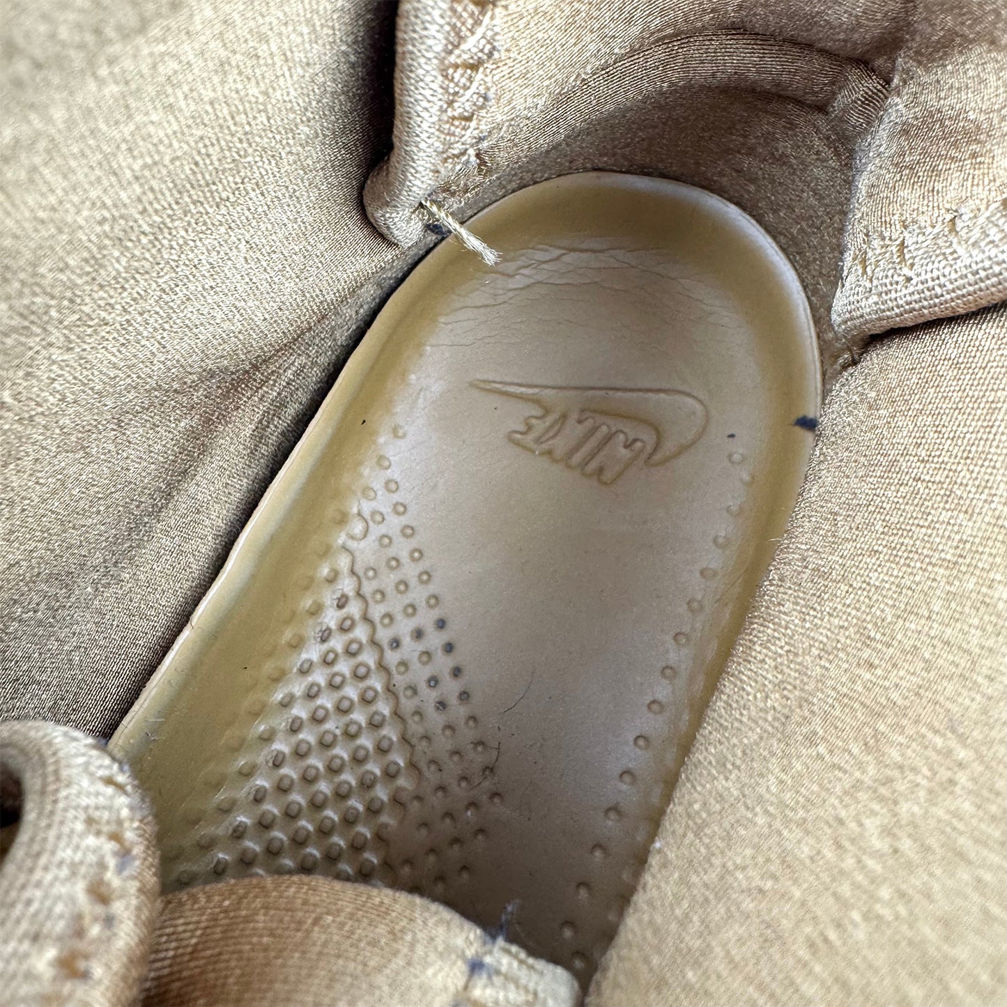 Nike Court Borough Mid Winter 'Wheat' Sneakers (Size 45.5) - AA0547-700