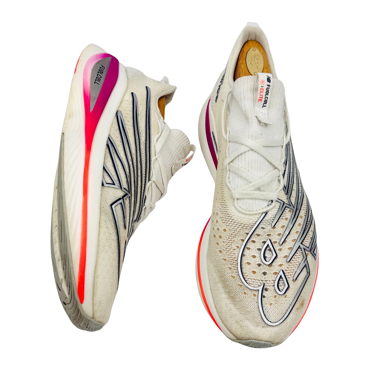 New Balance FuelCell SuperComp Elite V3 Shoes (Size 42.5/43)