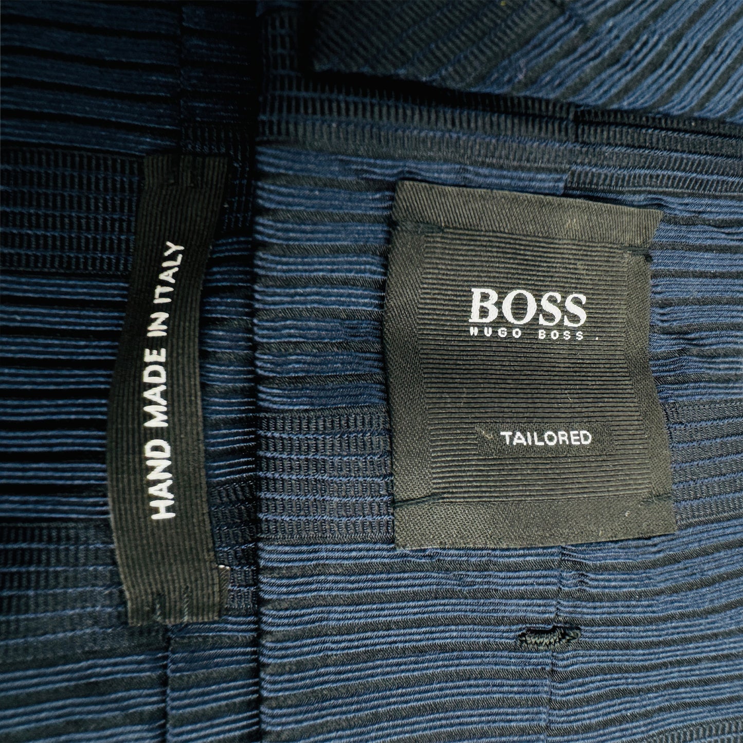 Hugo Boss Navy Blue 'Horizontal Stripes' Silk Tie (Size Slim Fit)
