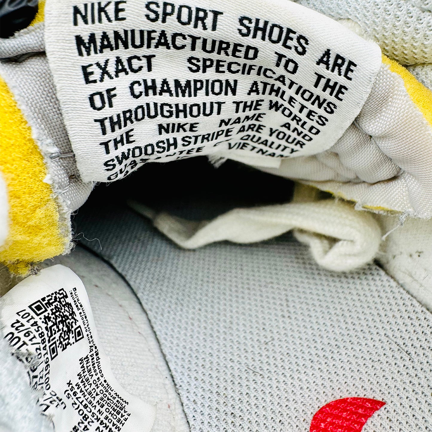 Nike Blazer Low 77 Jumbo Sneakers (Size 44) - DQ8769-100