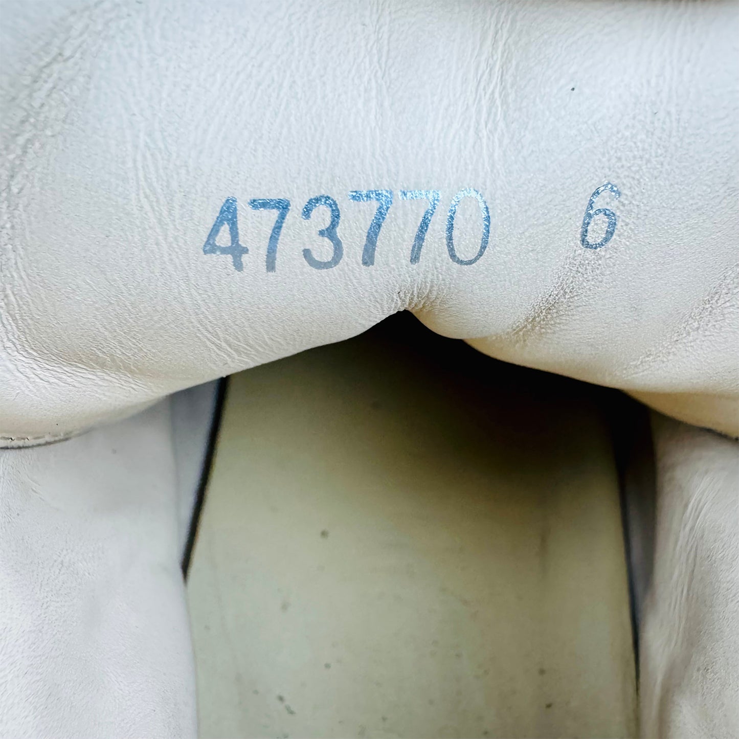 Gucci Kingsnake Calf Leather Sneakers (Size 39/39.5) - 473770