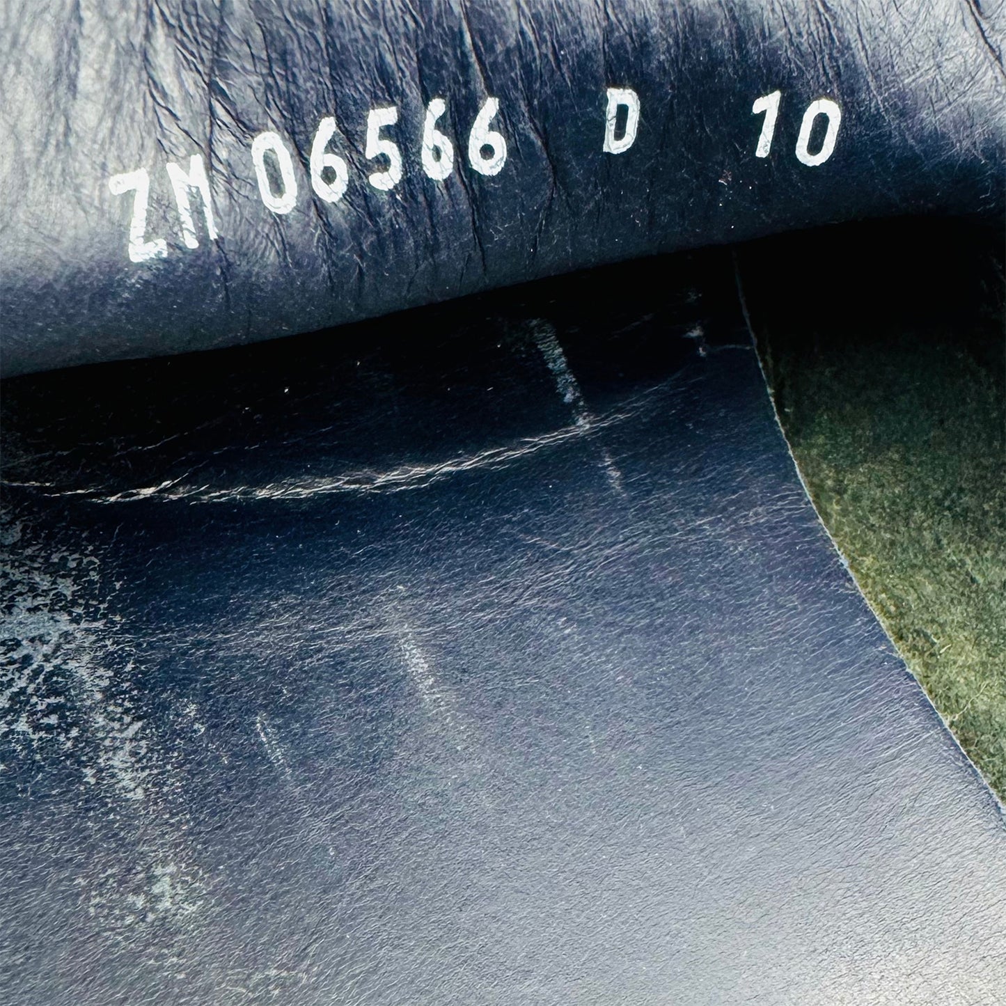 Salvatore Ferragamo Granprix Grained Leather Loafer (Size 43.5)