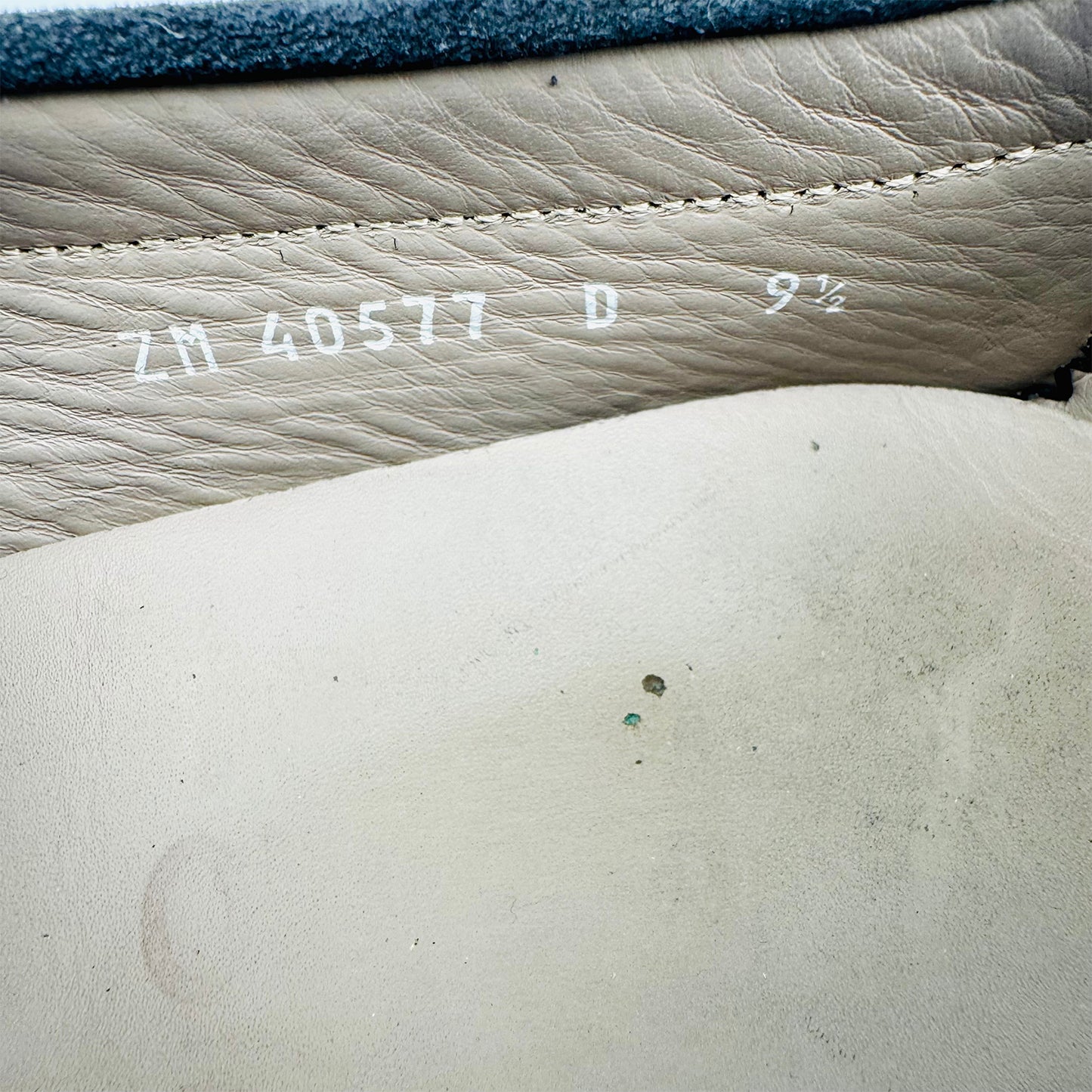 Salvatore Ferragamo Gancini Bit Loafer (Size 43) - ZM 40577