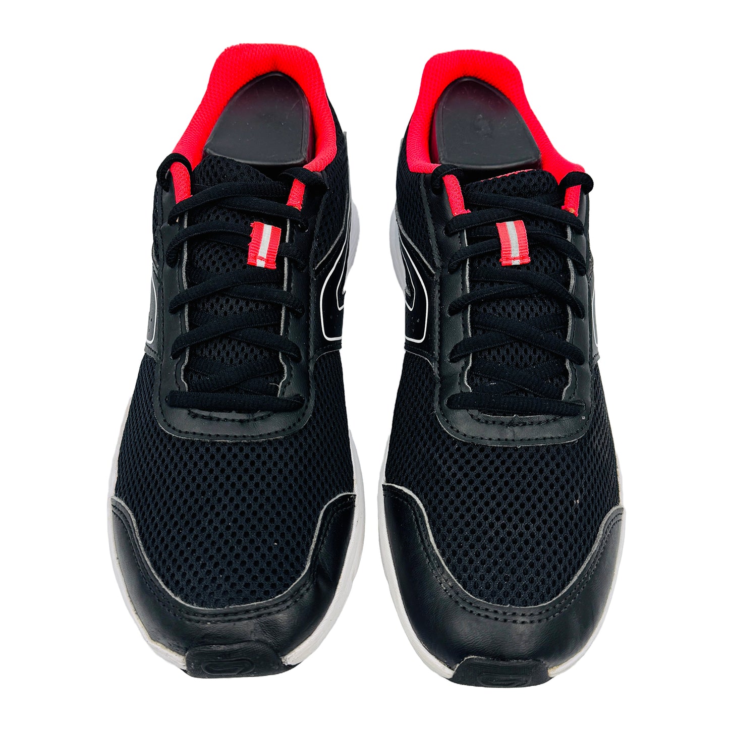 Front image of Decathlon Run Cushion Sneakers (Size 40) - 8488129