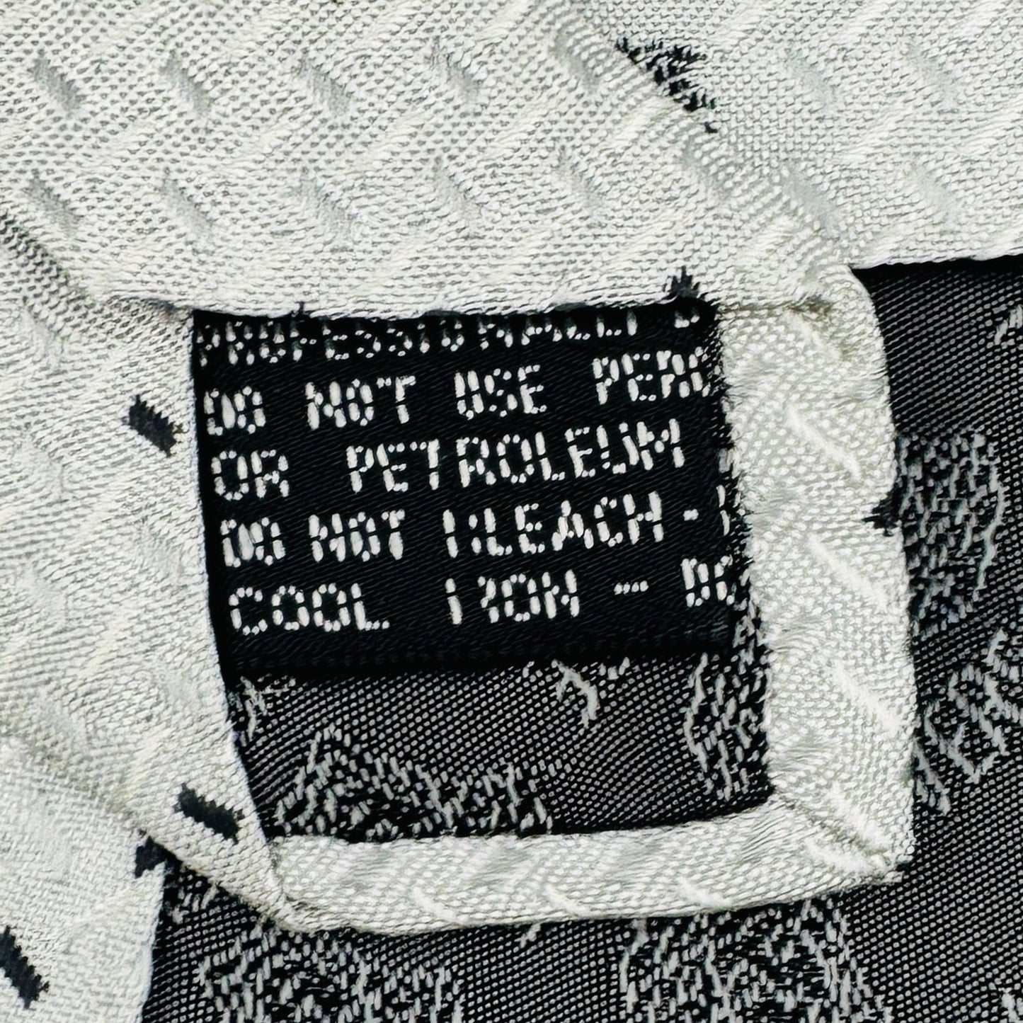 Versace Cream 'Black Motifs' Tie (Size Regular)