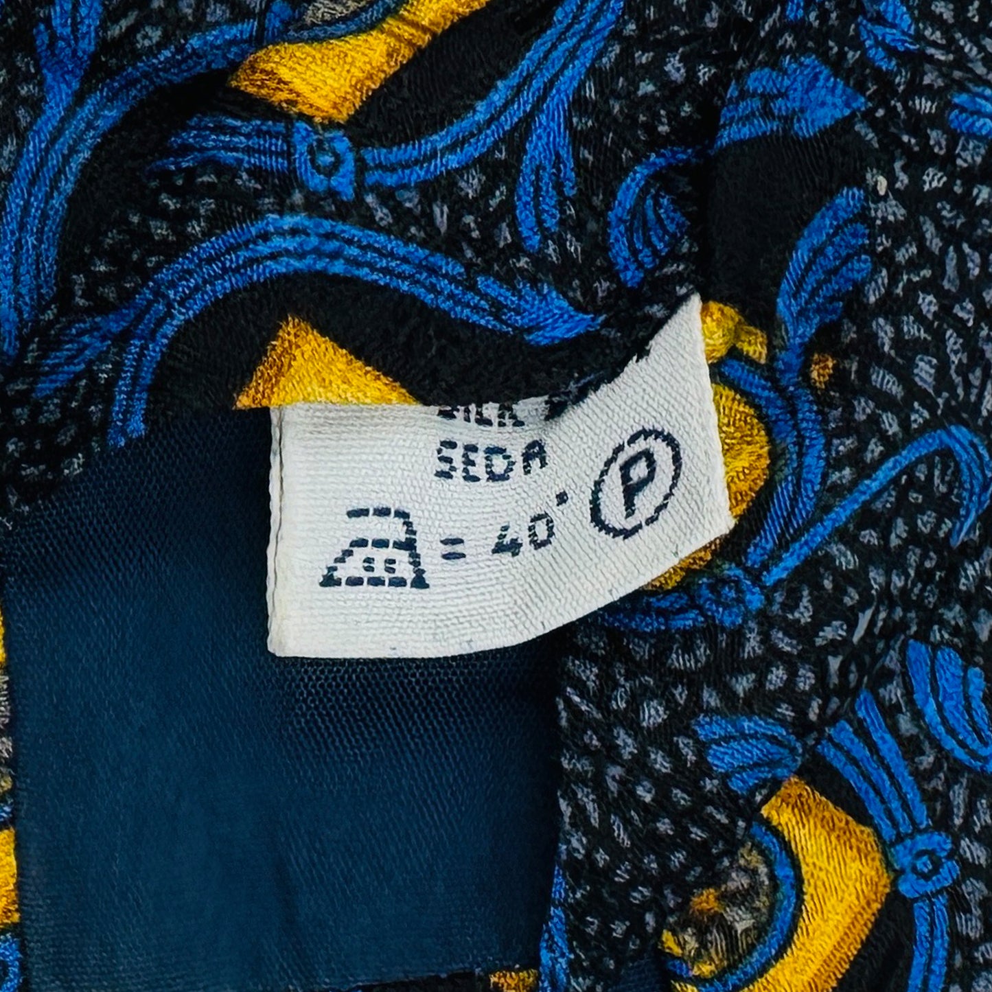 Givenchy Deep Navy Blue 'Geometric Swirl Pattern' Tie (Size Regular)