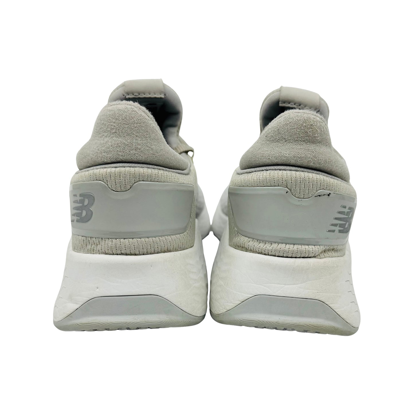 New Balance Fresh Foam LAZR v2 Shoes (Size 39) - WLAZRSW2