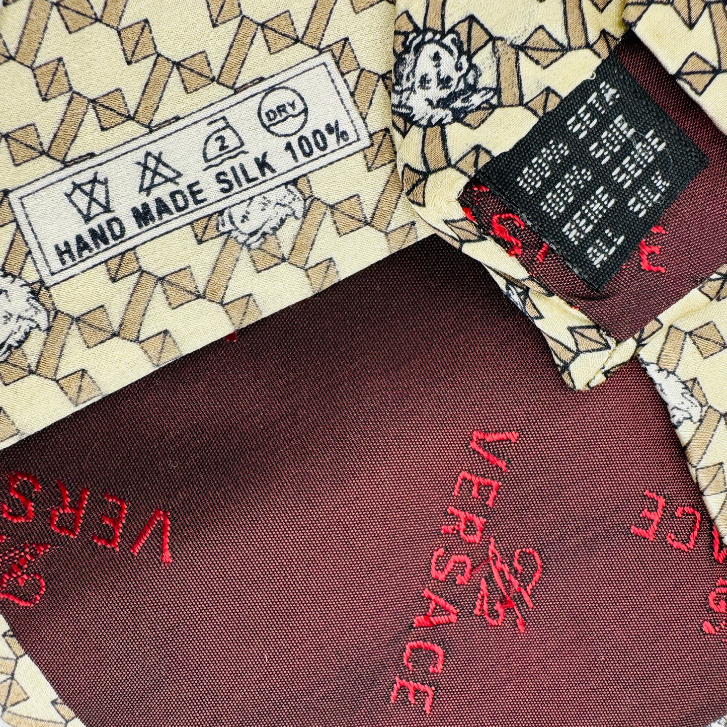 Versace Beige 'Geometric Pattern' Silk Tie (Size Regular)