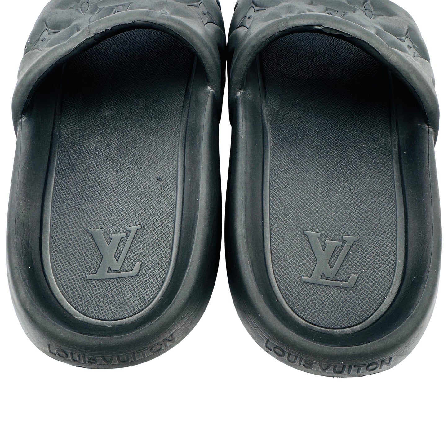 Louis Vuitton Men's Waterfront Mule Slippers (Size 41/41.5) - 1A9FKM