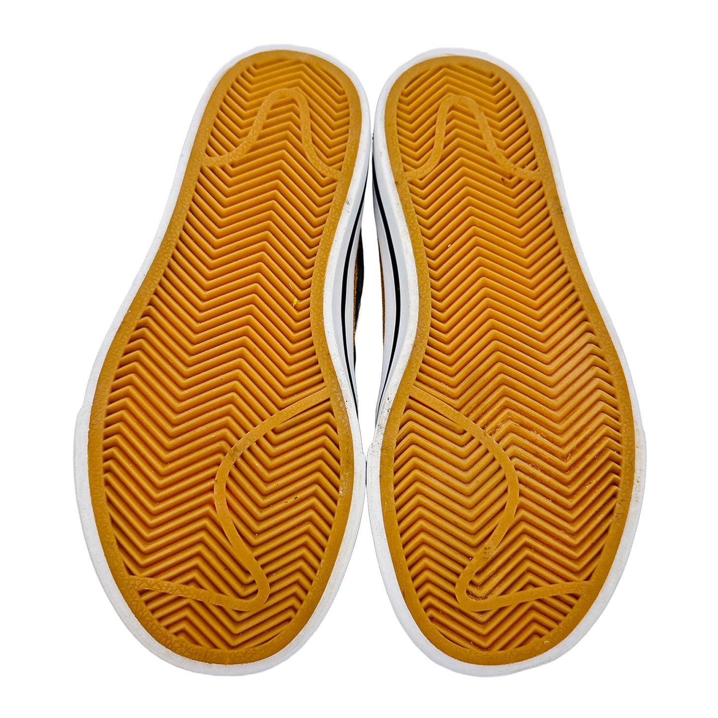 Outsole image of Nike Kid's Court Legacy Shoes (Size 29.5) - DA5381-102