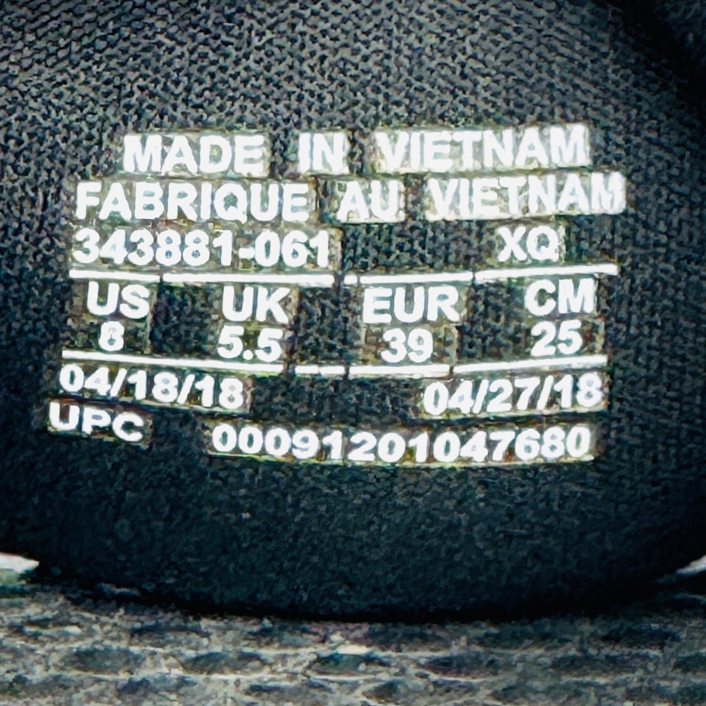 Inside Made, Size, Code printing image of Nike Women's Benassi JDI Slippers (Size 39/39.5) - 343881-061