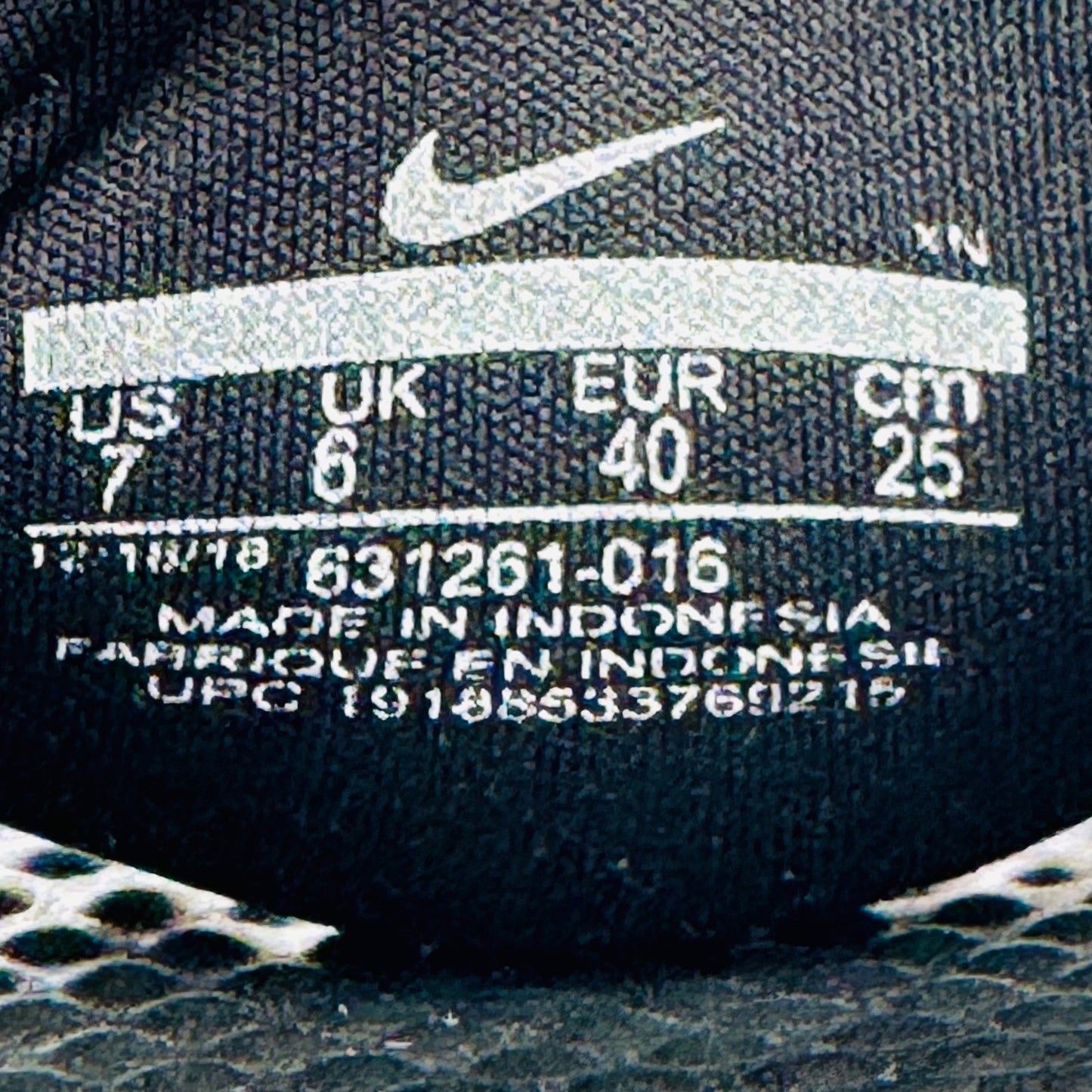 Inside, Made, Side, Sole printing image of Nike Men’s Benassi JDI Print Slides (Size 40/41) - 631261-016