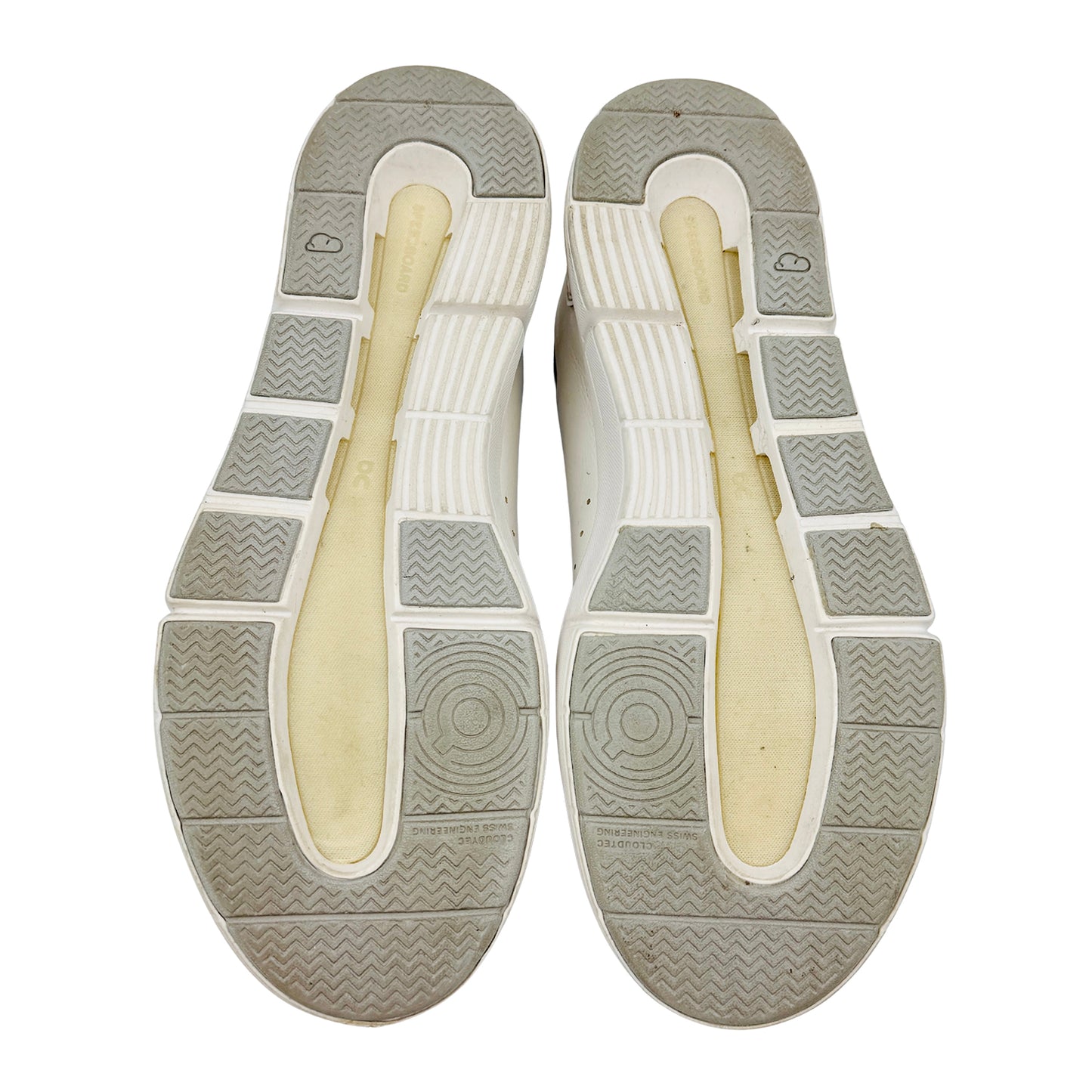 On Women's The Roger Advantage Shoes (Size 39) - 48.98342