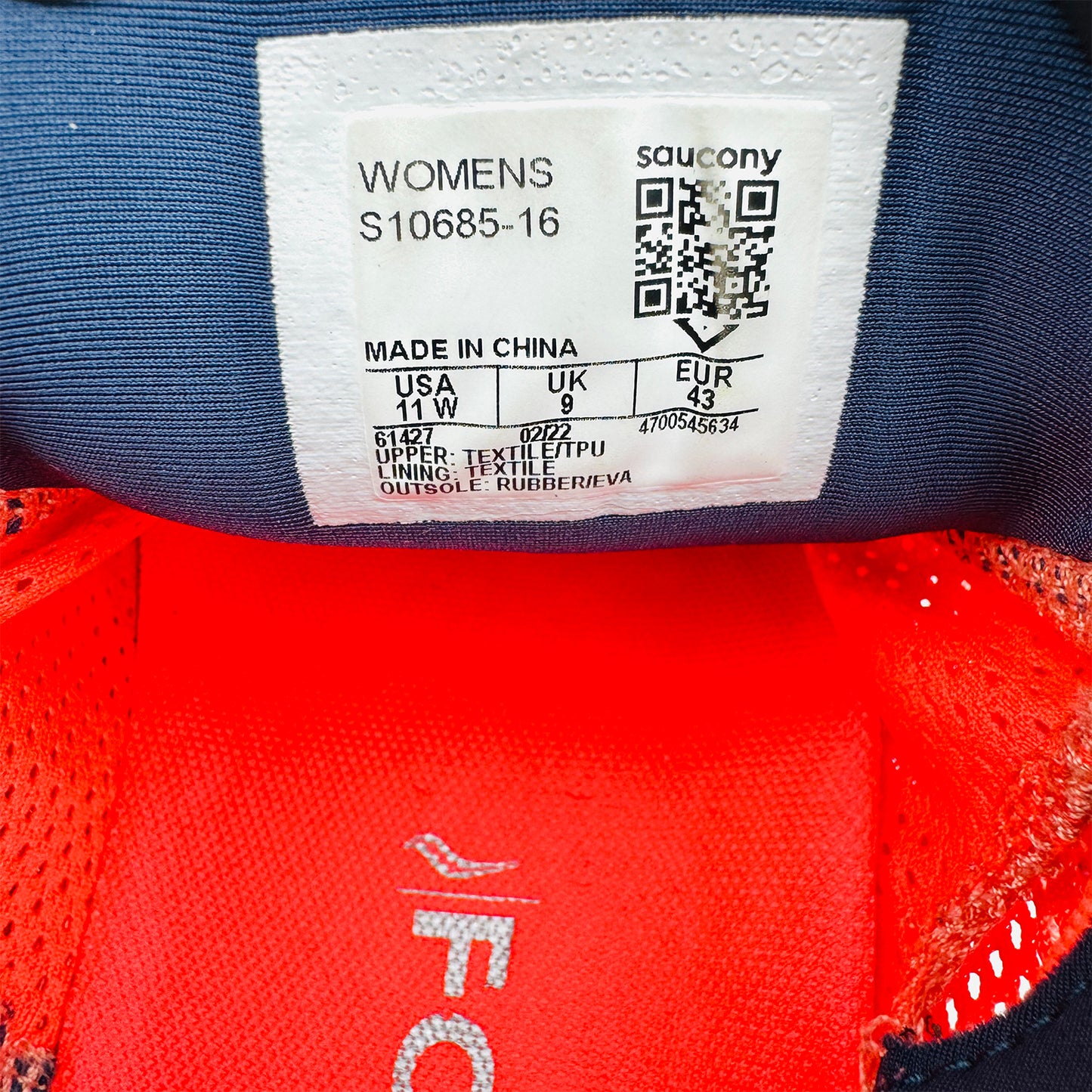 Saucony Guide 15 Shoes (Size 43) - S10685-16