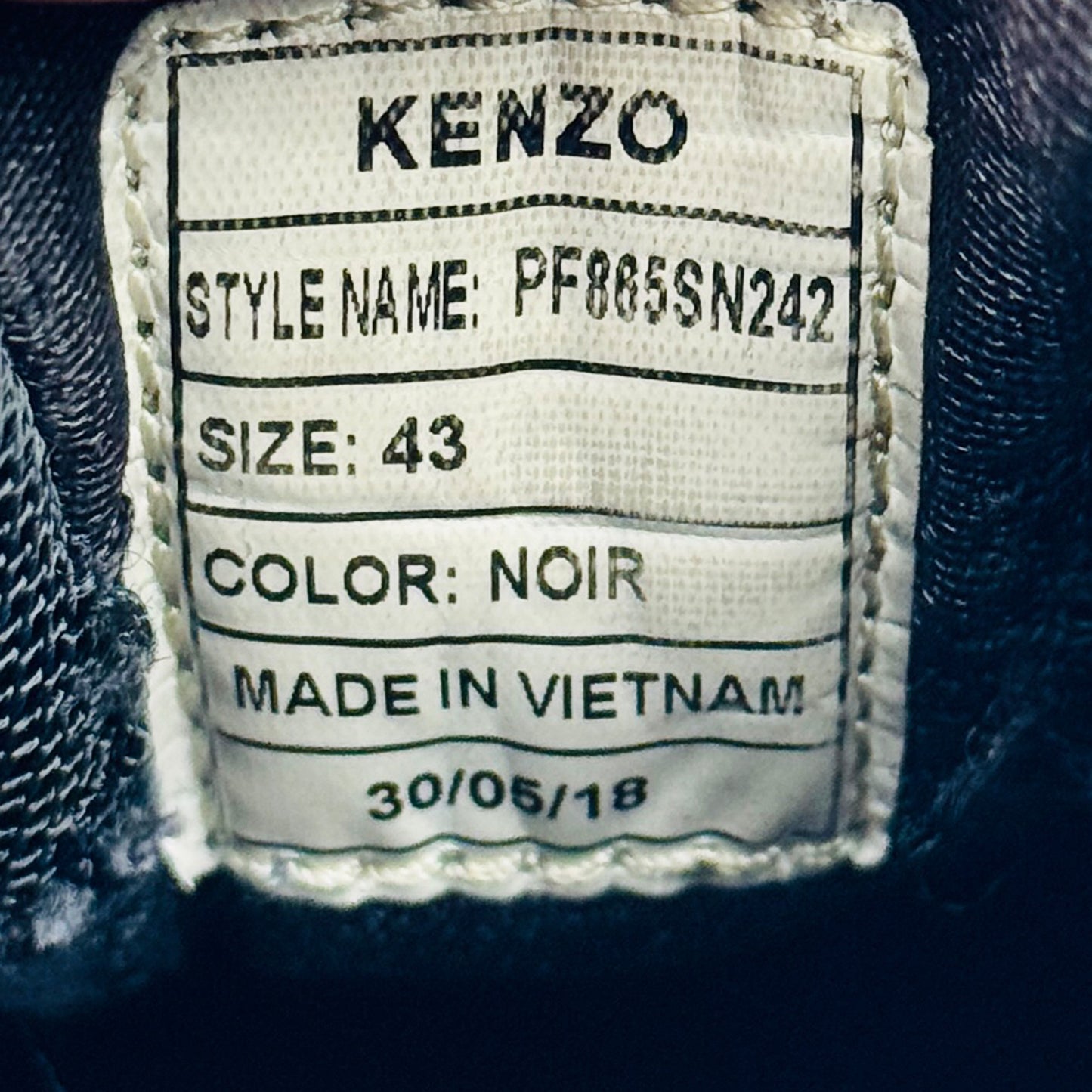 Kenzo Men's K-Run Sneakers (Size 43) - PF865SN242