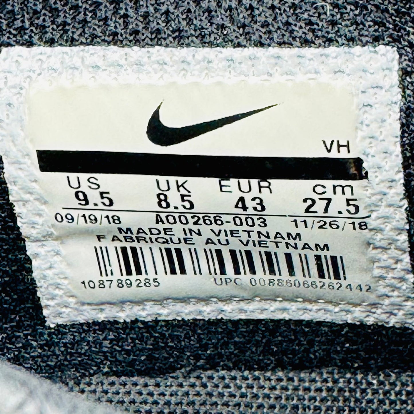 Nike Air Max Motion 2 Sneakers (Size 43) - AO0266-003