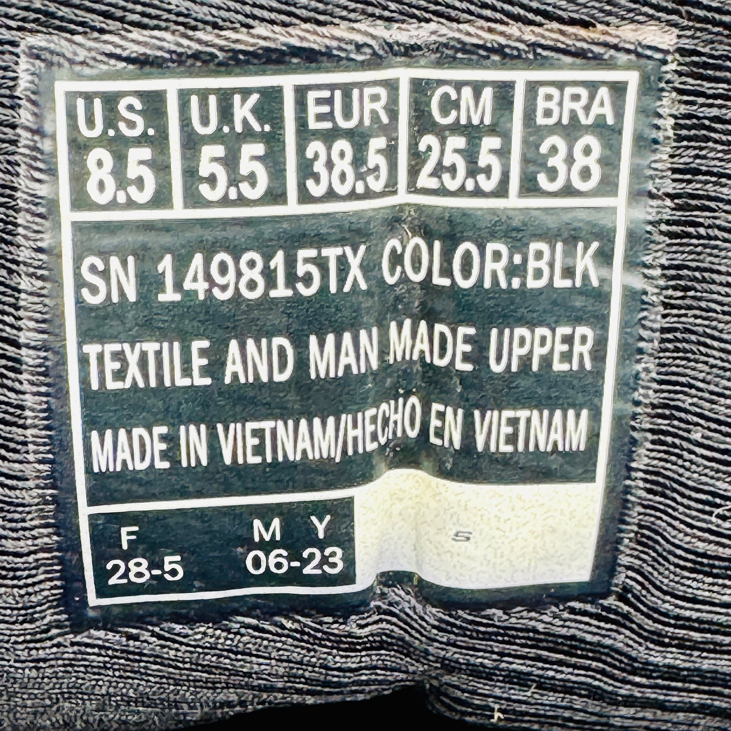 Skechers Relaxed Fit: D'Lux Walker Daily Beauty Shoes (Size 38.5) - 149815 BLK