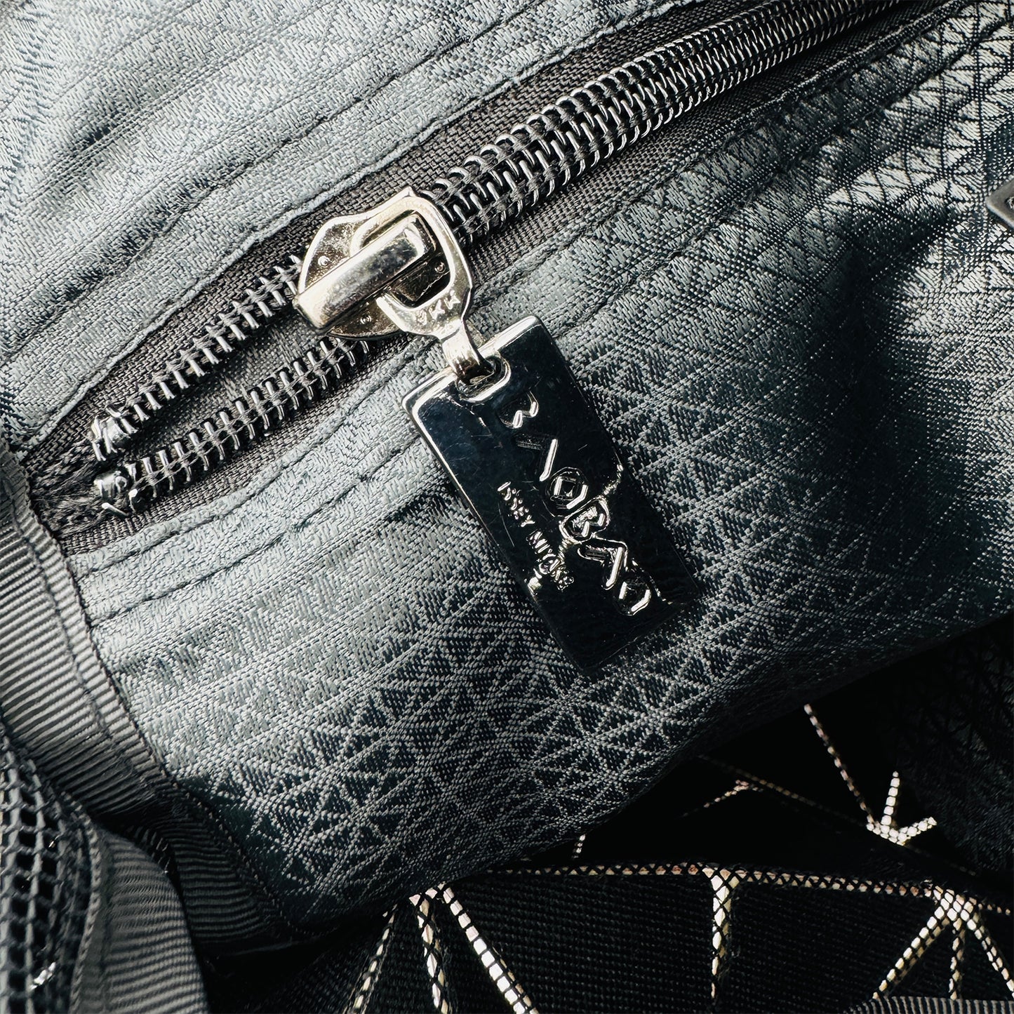BAO BAO Issey Miyake ILLUSION 10X10 Tote Bag