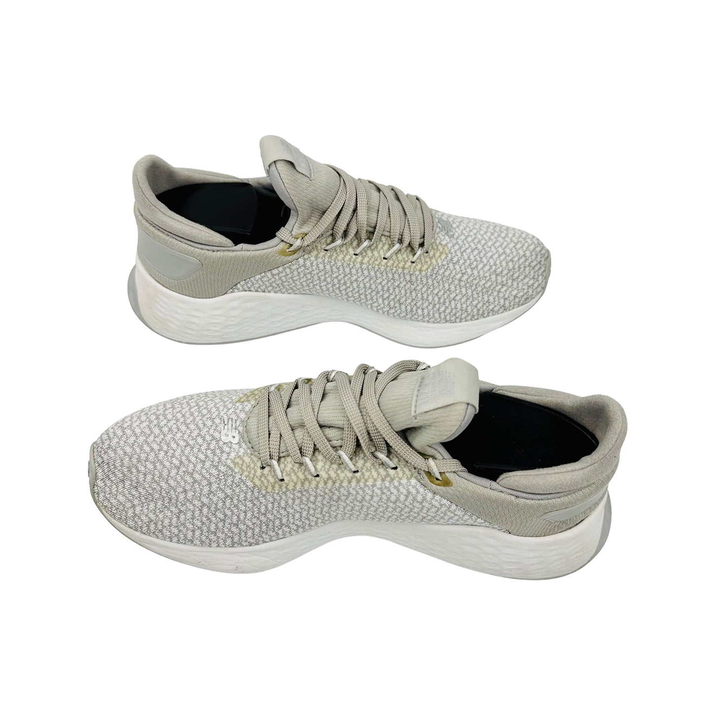 New Balance Fresh Foam LAZR v2 Shoes (Size 39) - WLAZRSW2