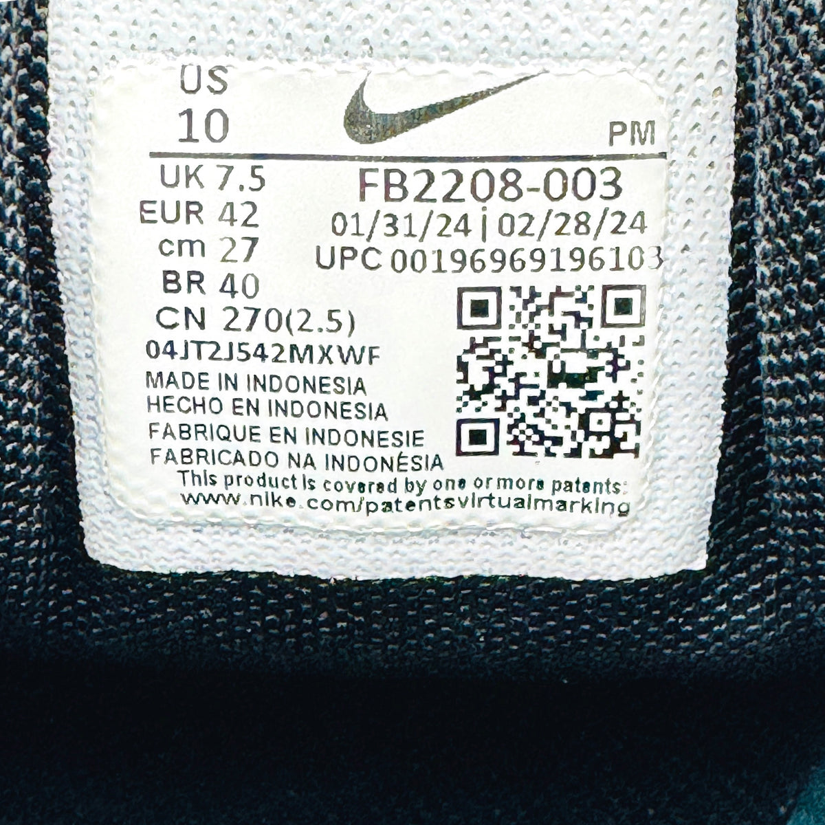 Nike Revolution 7 'Black White' Shoes (Size 42) - FB2208-003