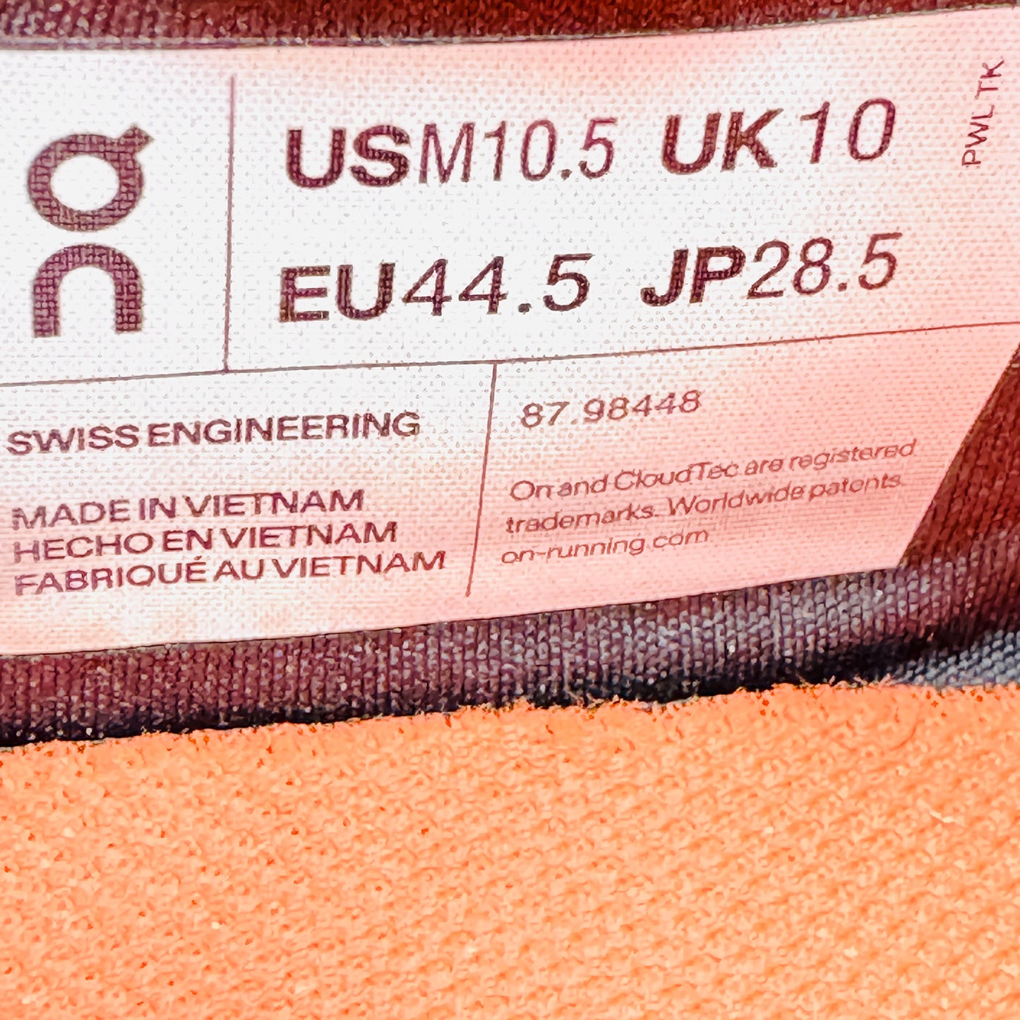 On Running Cloudrift Shoes (Size 44.5) - 87.98448