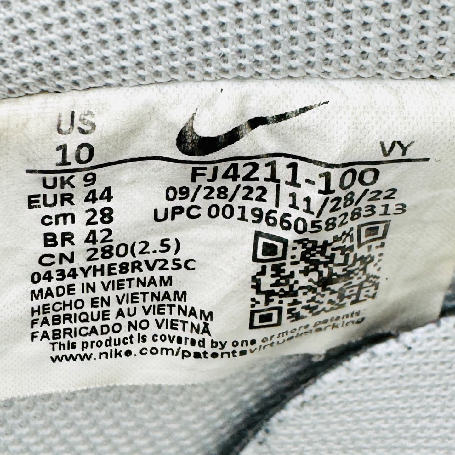 Nike Air Force 1 ’07 'Outline Swoosh' Sneakers (Size 44) - FJ4211-100
