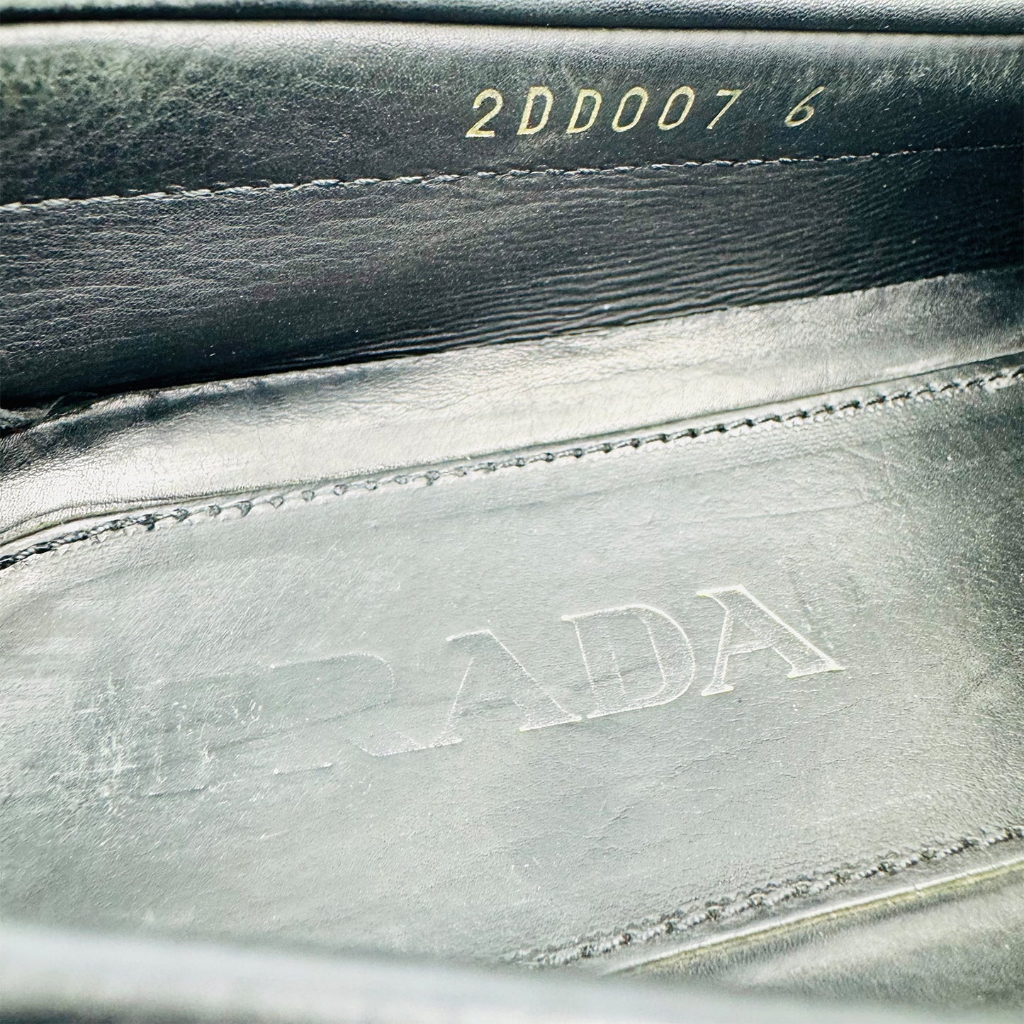 Prada Black Leather Loafers (Size 41/41.5) - 2DD007