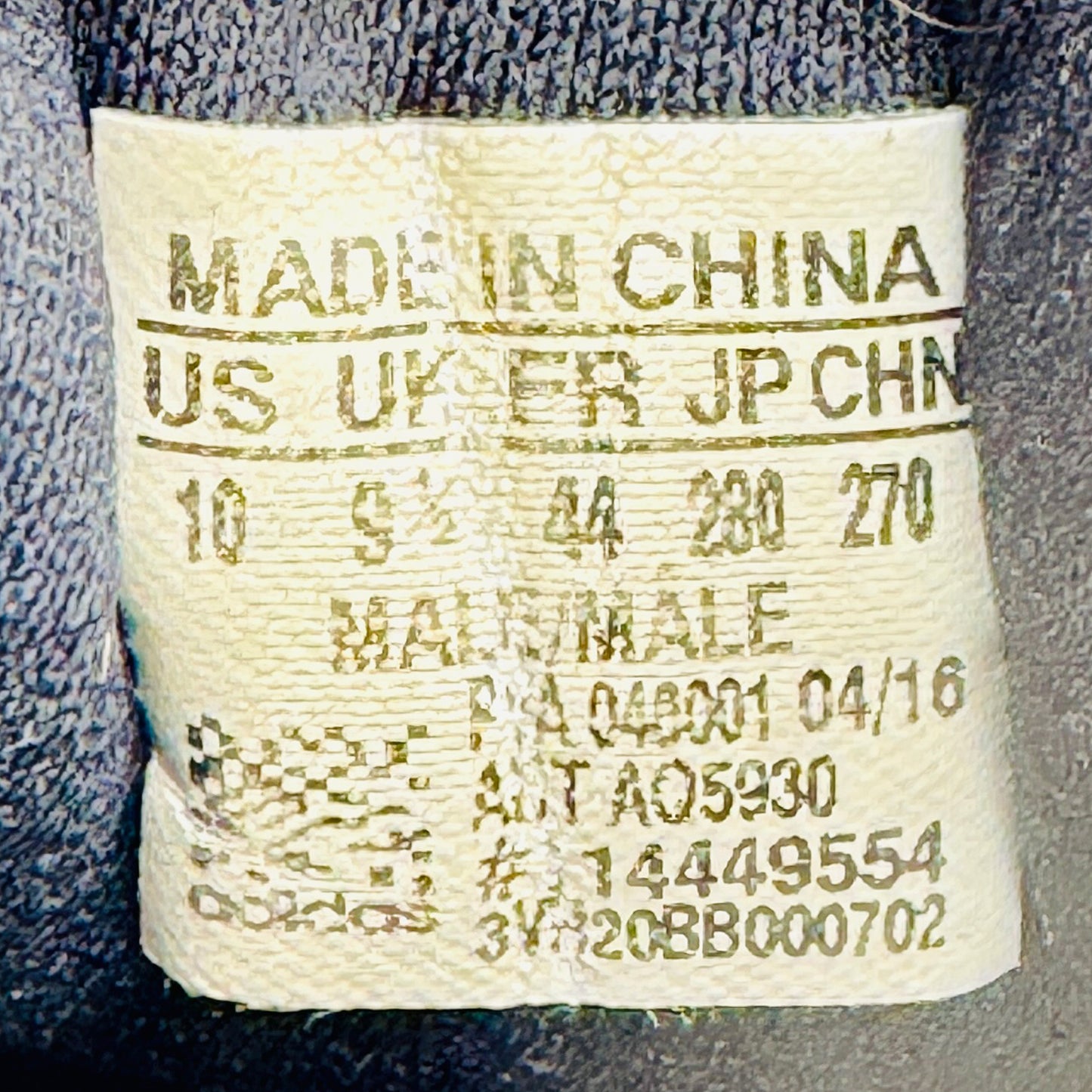 Inside Code, Made, Size printing image of Adidas Men's Ultra Boost 2.0 Sneakers (Size 44) - S80373