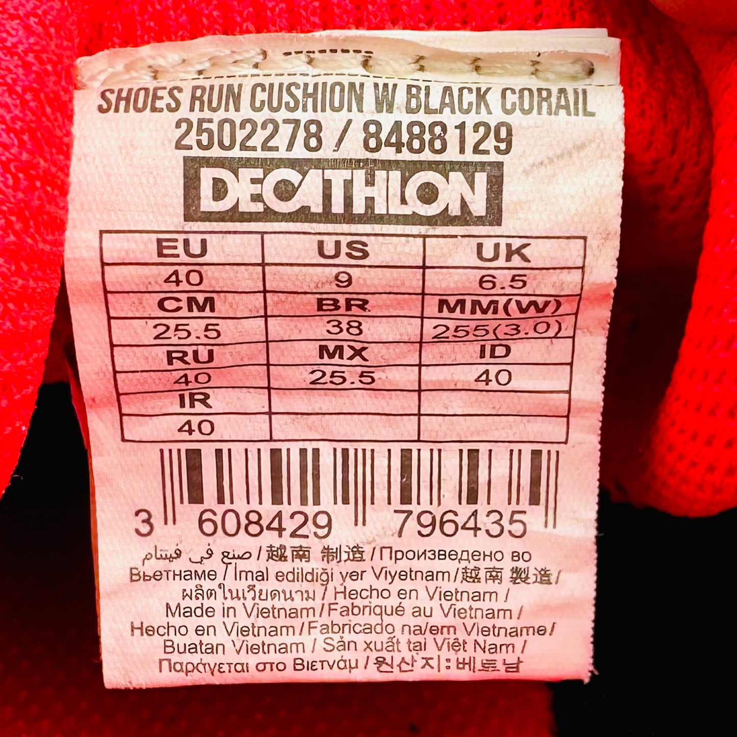Inside Made, Size, Code printing image of Decathlon Run Cushion Sneakers (Size 40) - 8488129