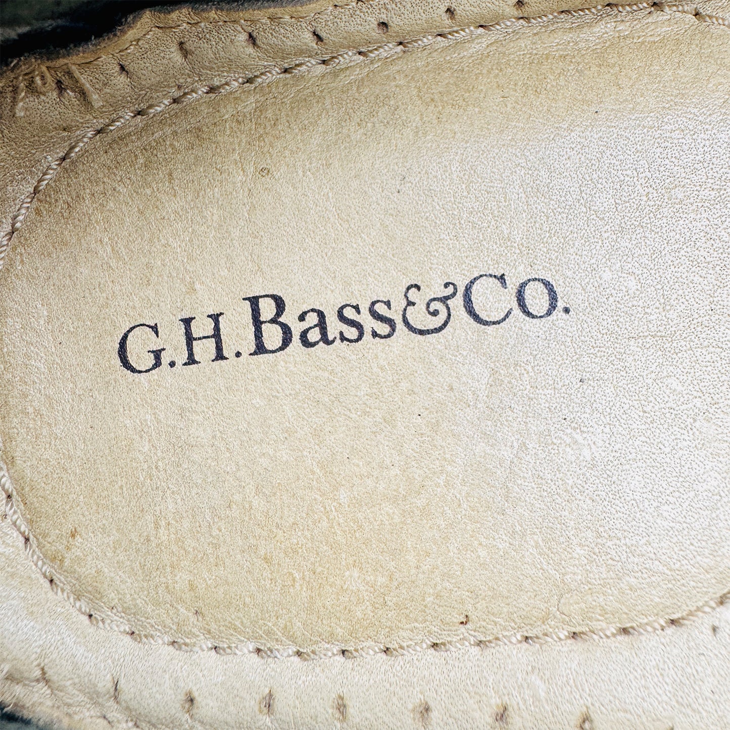 GH Bass & Co Bass Monte Black Leather Loafers (Size 44/44.5)