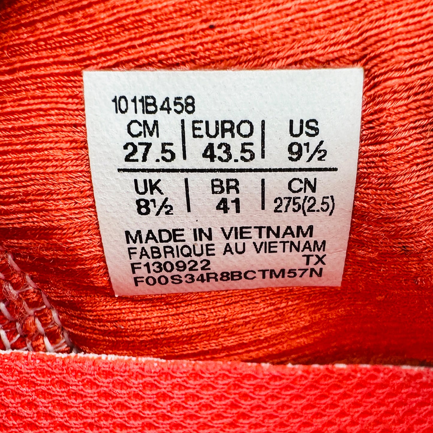 ASICS Novablast 3 'Electric Red' Shoes (Size 43.5) - 1011B458