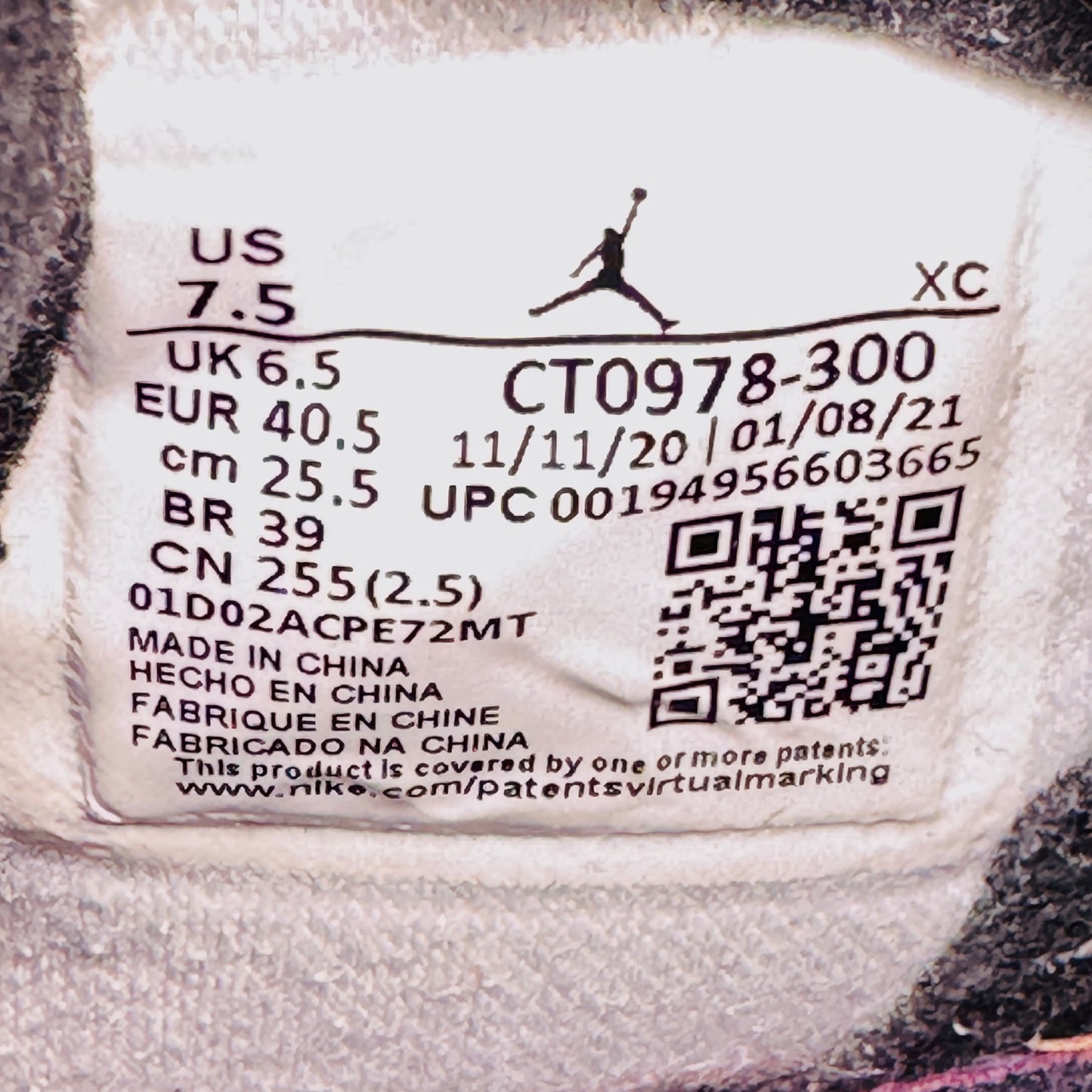 Inside size, code, made printing image of Nike Men's Air Jordan 1 High Zoom CMFT Sneakers (Size 40.5) - CT0978-300
