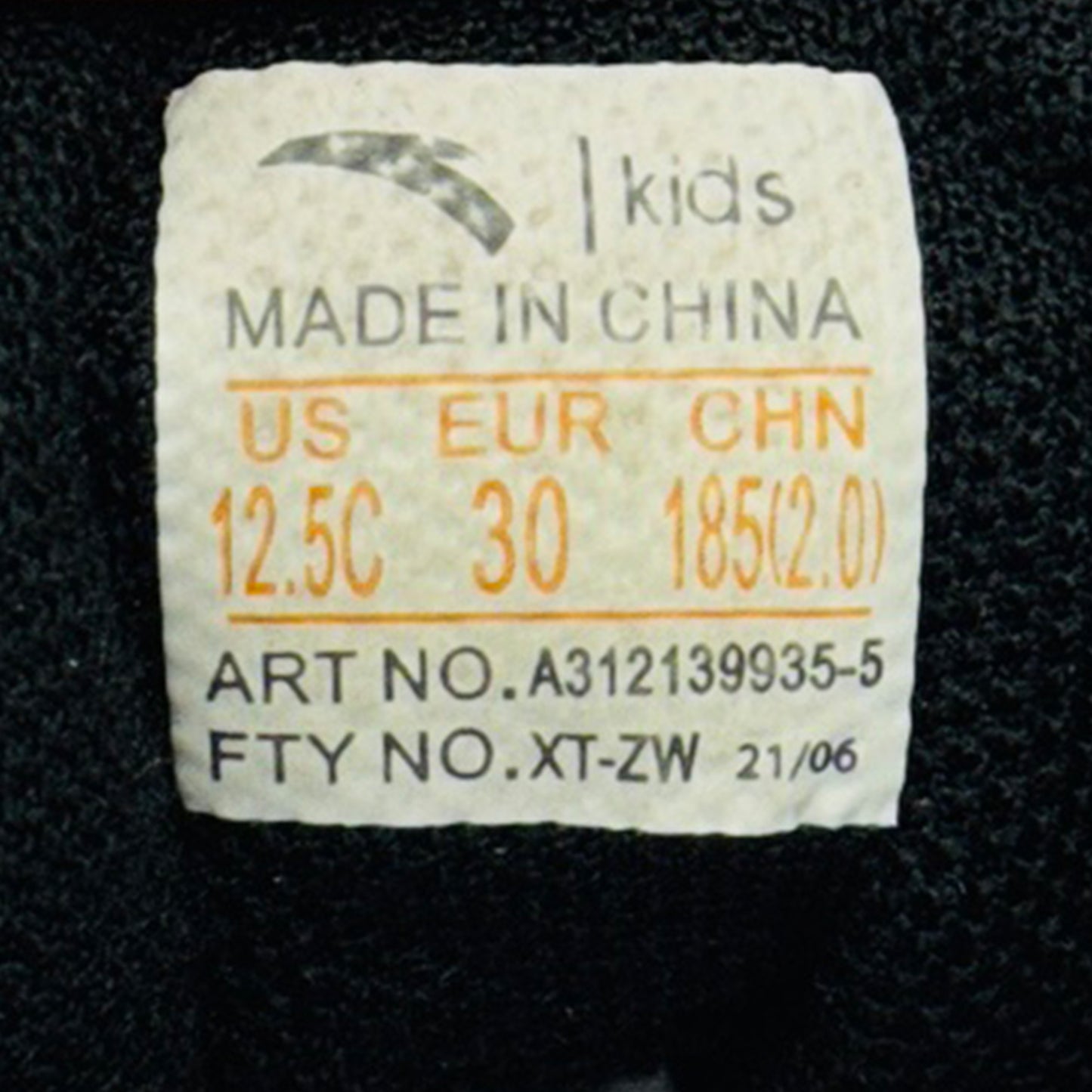 Inside Made, Size, Code printing image of ANTA Kid's Official Flagship 2021 Shoes (Size 30) - A312139935-5