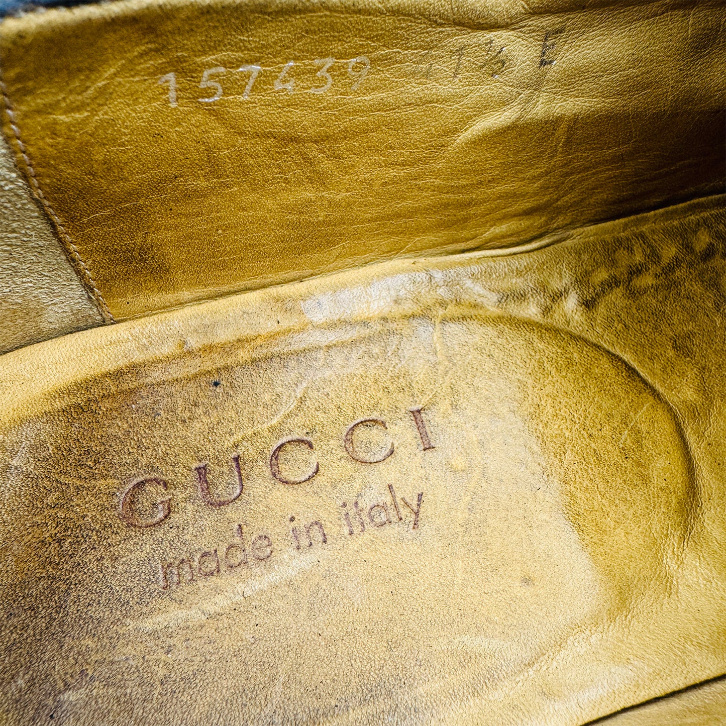 Gucci Men's Black Leather Loafers (Size 43) - 157439