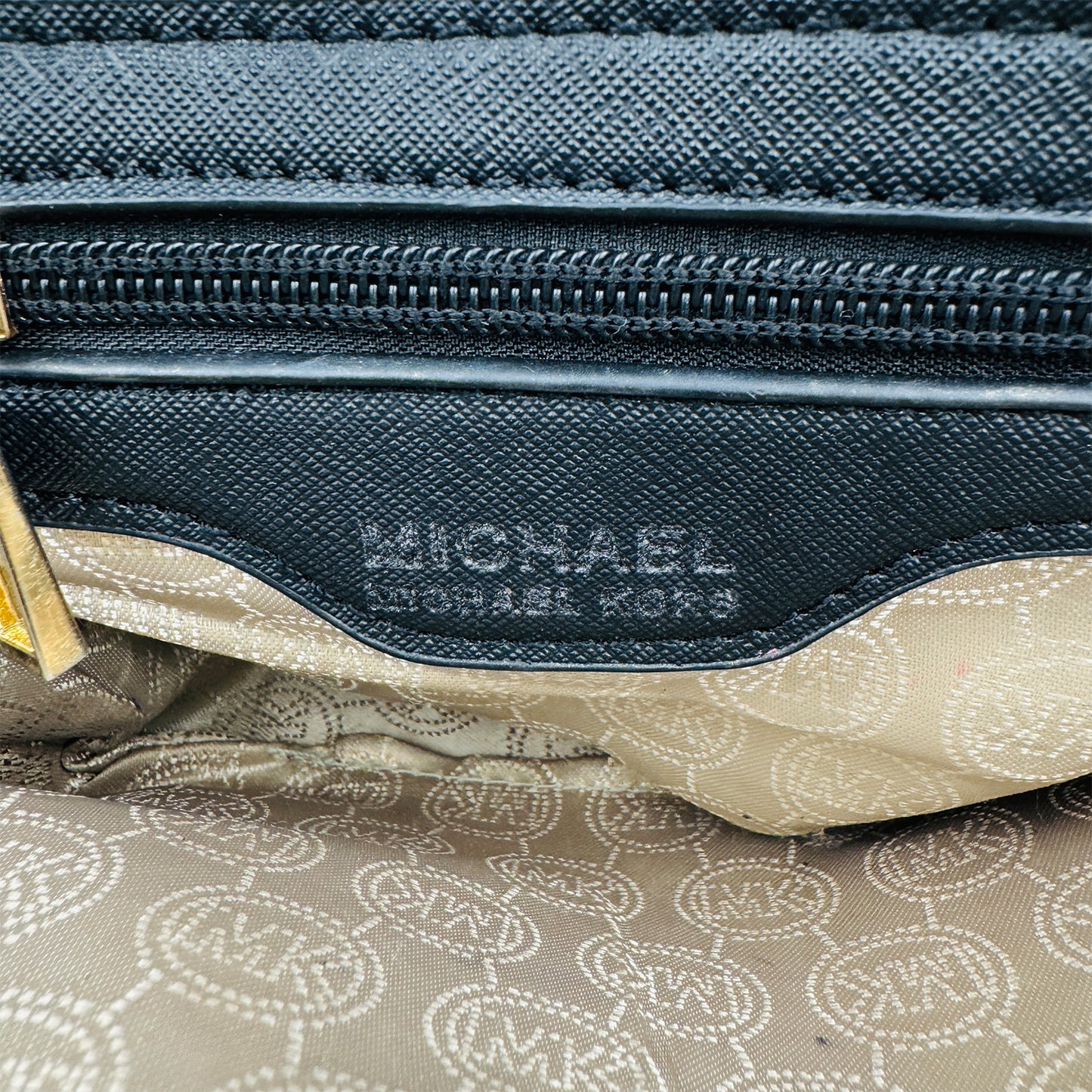 Michael Kors Jet Set LG EW Black Crossbody Bag