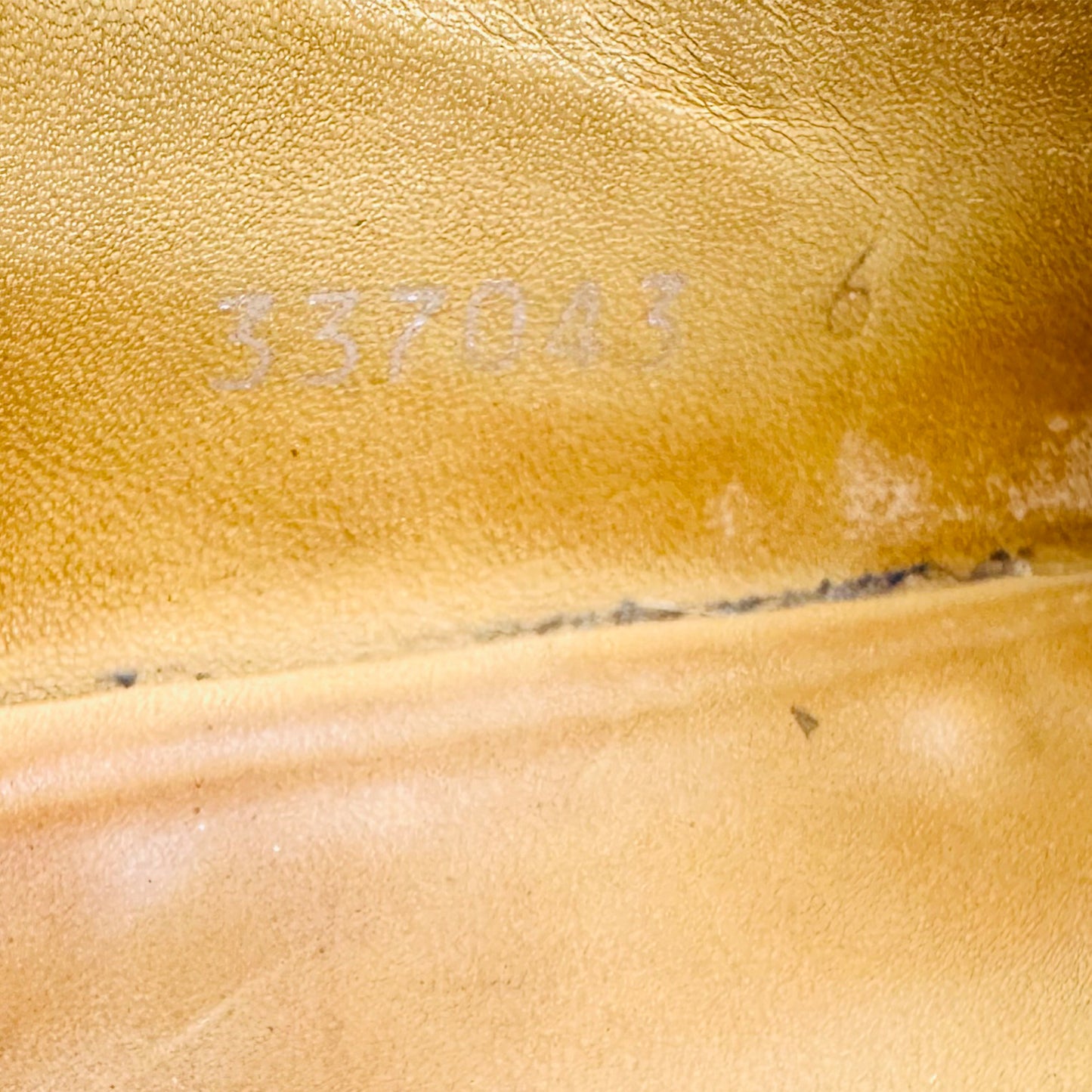 Gucci Men's Black Leather Horsebit Loafer (Size 41)