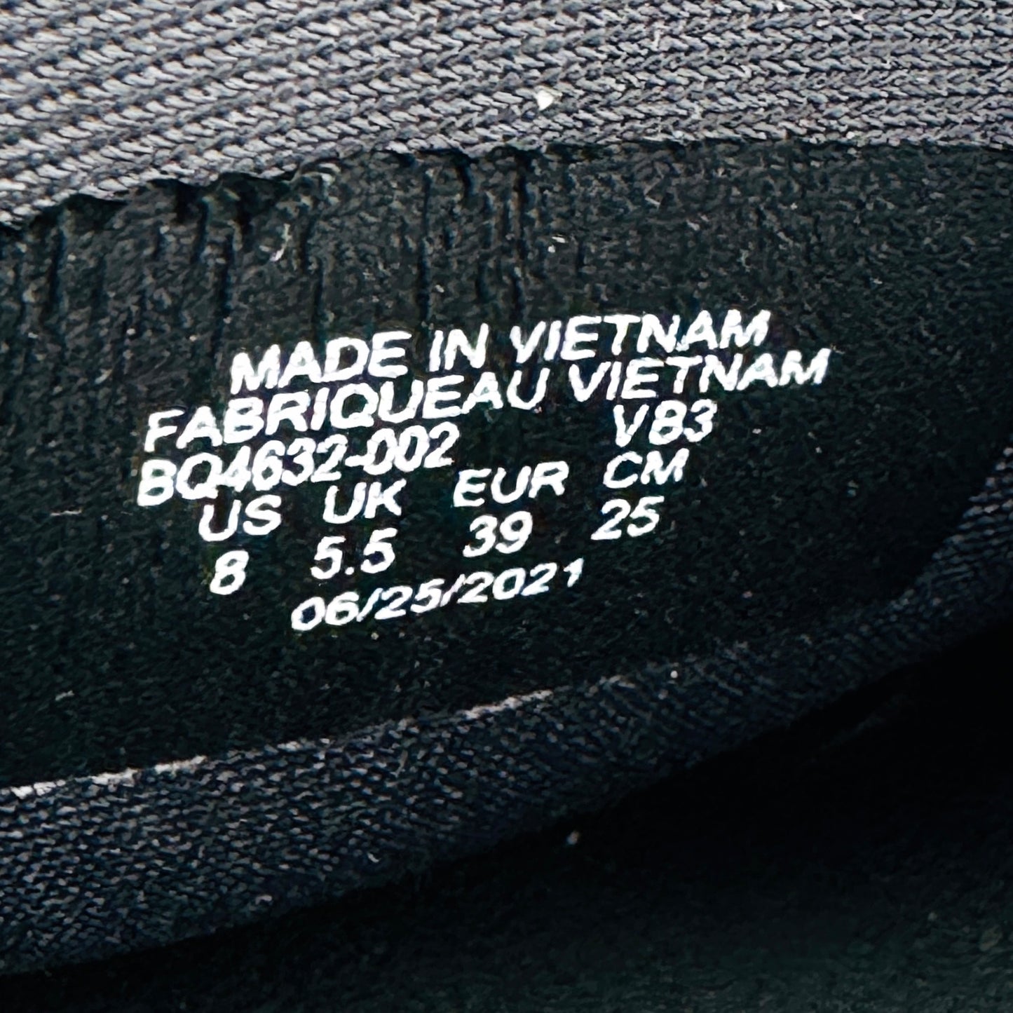 Nike Offcourt Black Slides (Size 39) - 8Q4632-002