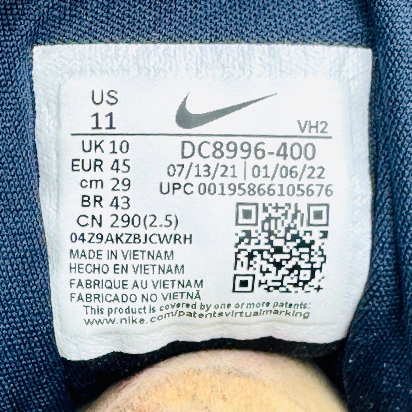 Inside Made, Size, Code printing image of Nike Men's Zoom Span 4 Sneakers (Size 44.5/45) - DC8996-400