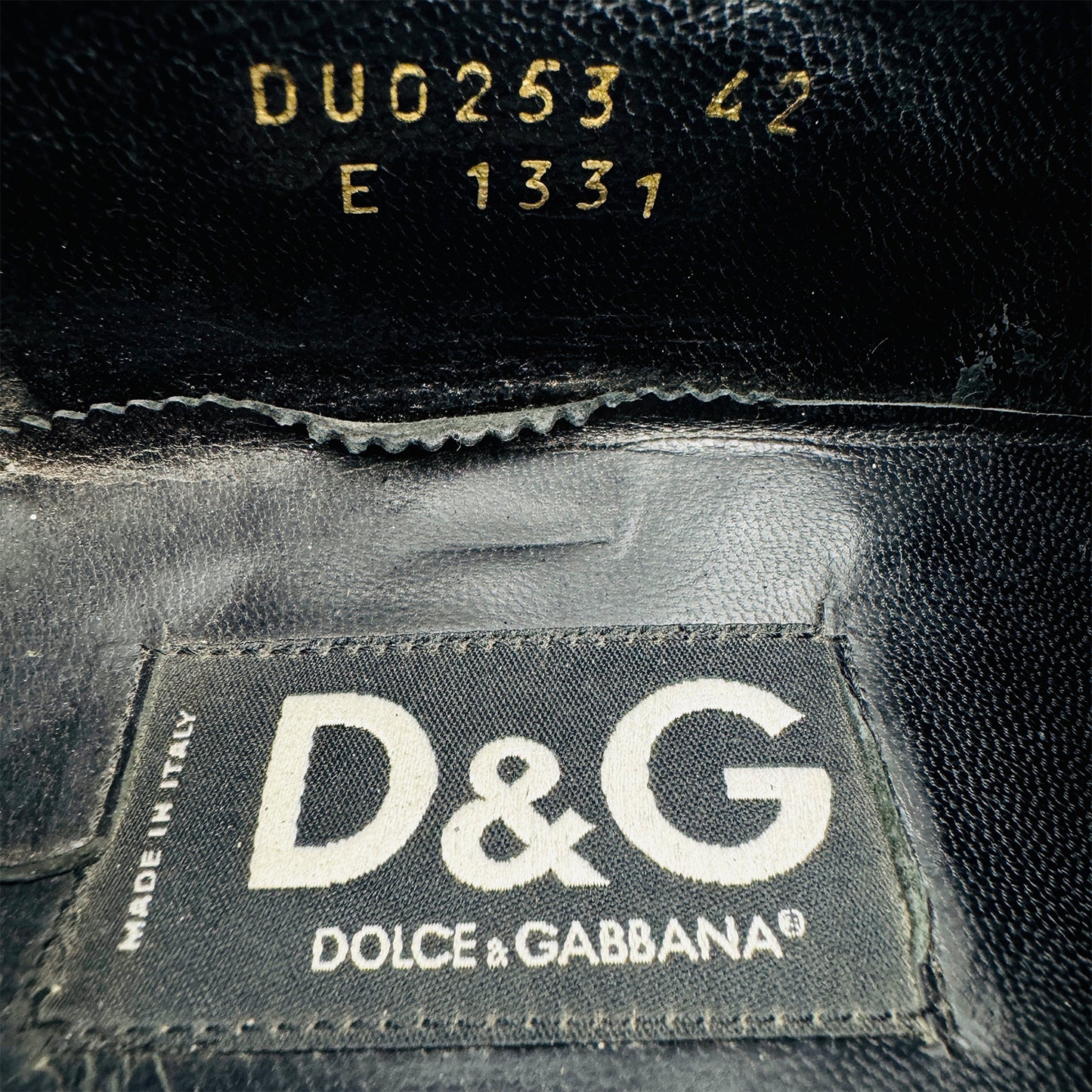 Inside Brand Embossing Code, Size printing image of Dolce & Gabbana Men's Black Crocodile Leather Loafers (Size 42.5/43)