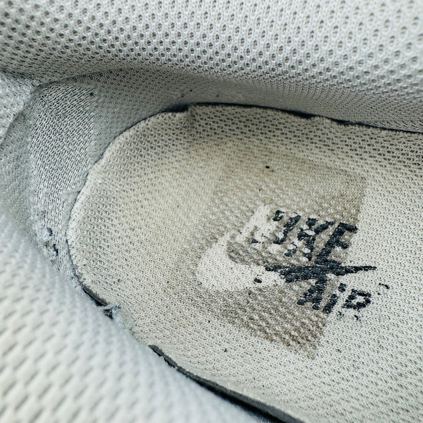 Nike Air Force 1 ’07 LV8 'Light Bone' Shoes (Size 42/42.5) - FN5832-001