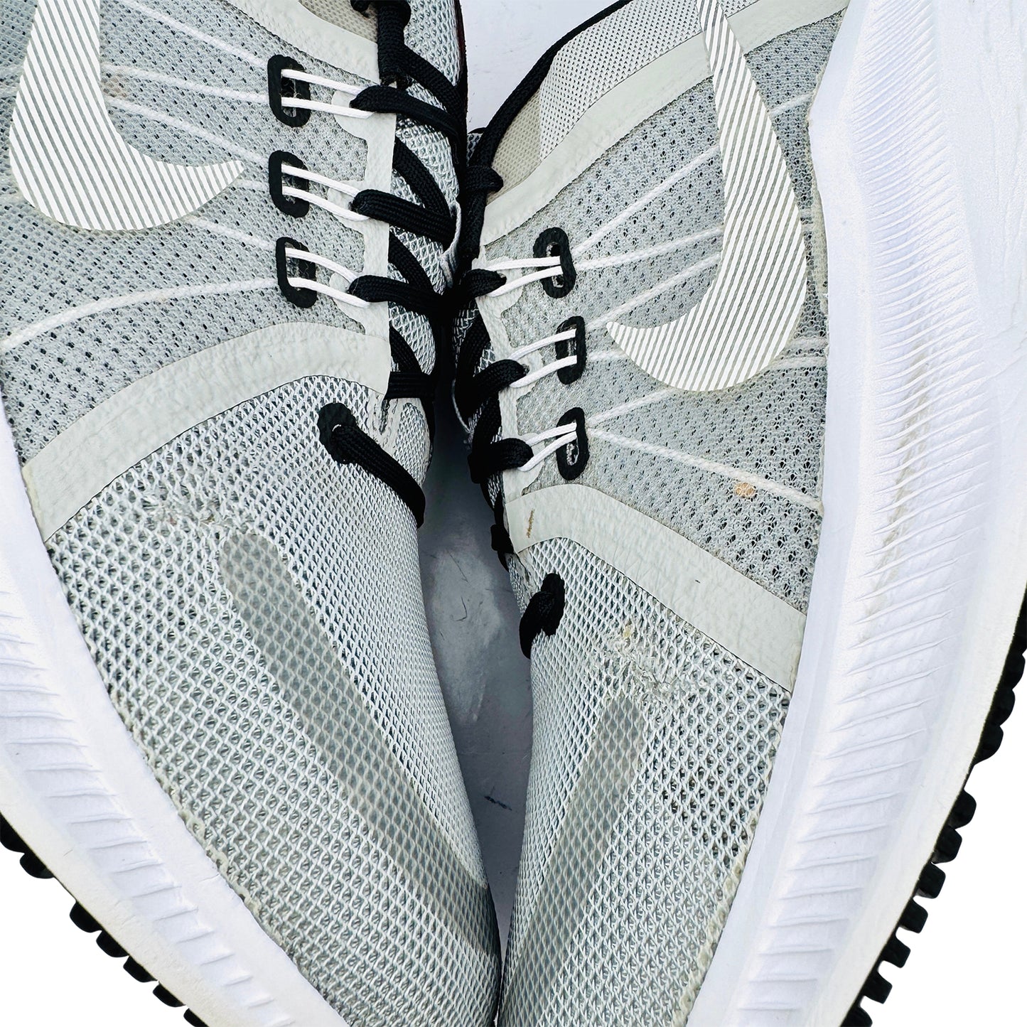 Nike Quest 4 “Light Smoke Grey” Sneakers (Size 43) - DA1105‑007