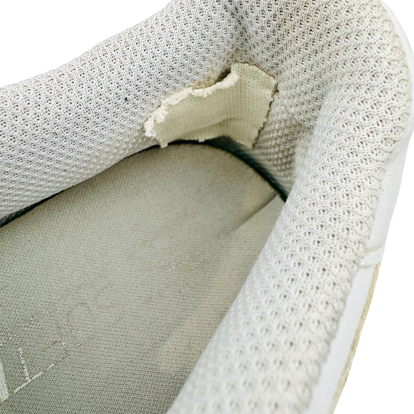 Puma Smash V2 L 'Triple White' Sneakers (Size 43) - 365215-07