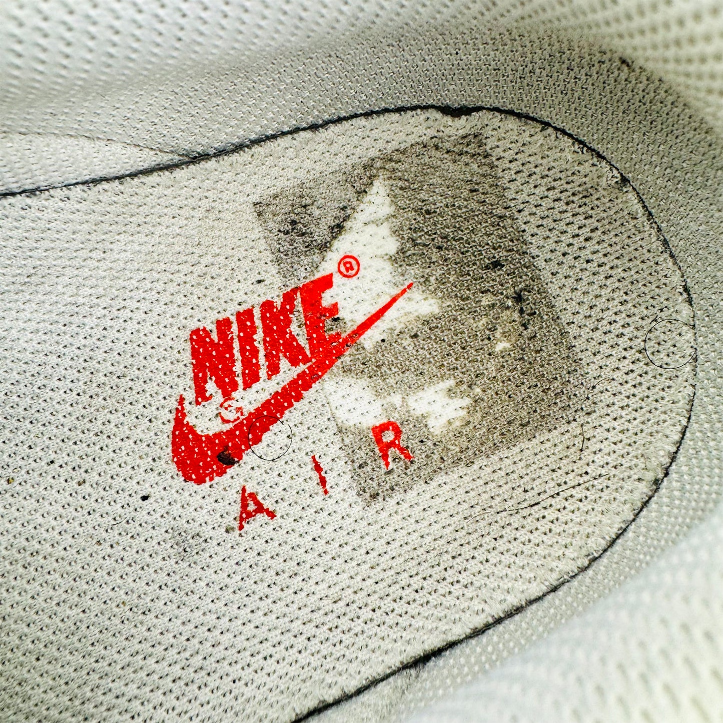 Nike Air Force 1 '07 White Sneakers (Size 41/41.5) - FD0666-100