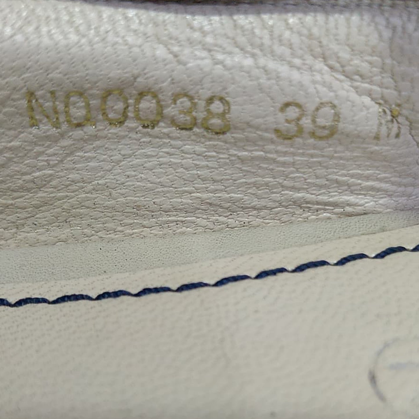 Louis Vuitton Damier Azur Flower Ballet Flats (Size 39)