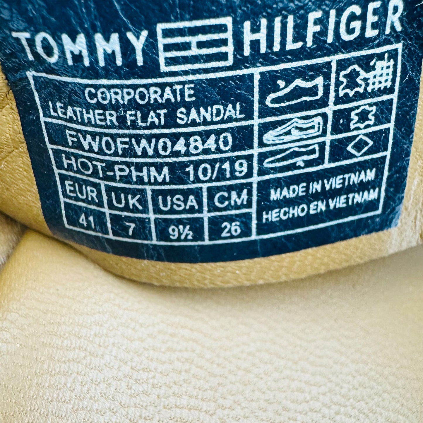 Tommy Hilfiger Corporate Flat Sandals (Size 41)